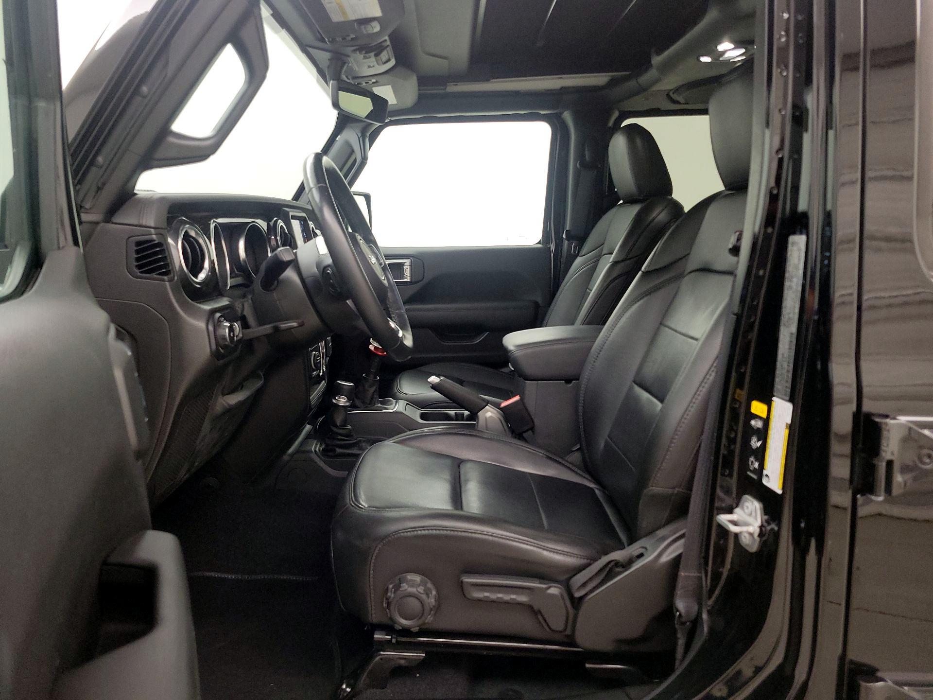 Thumbnail: 2022 Jeep Wrangler - 11