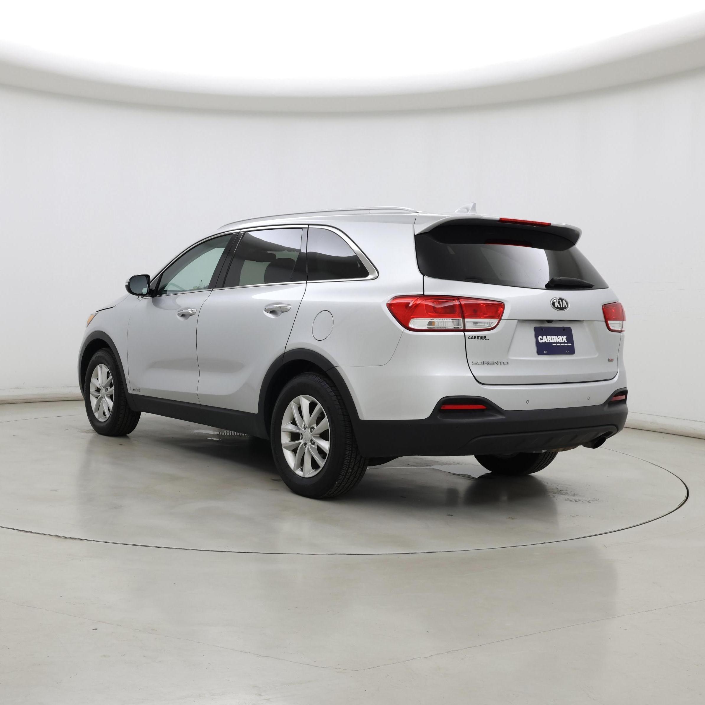 Thumbnail: 2018 Kia Sorento - 2