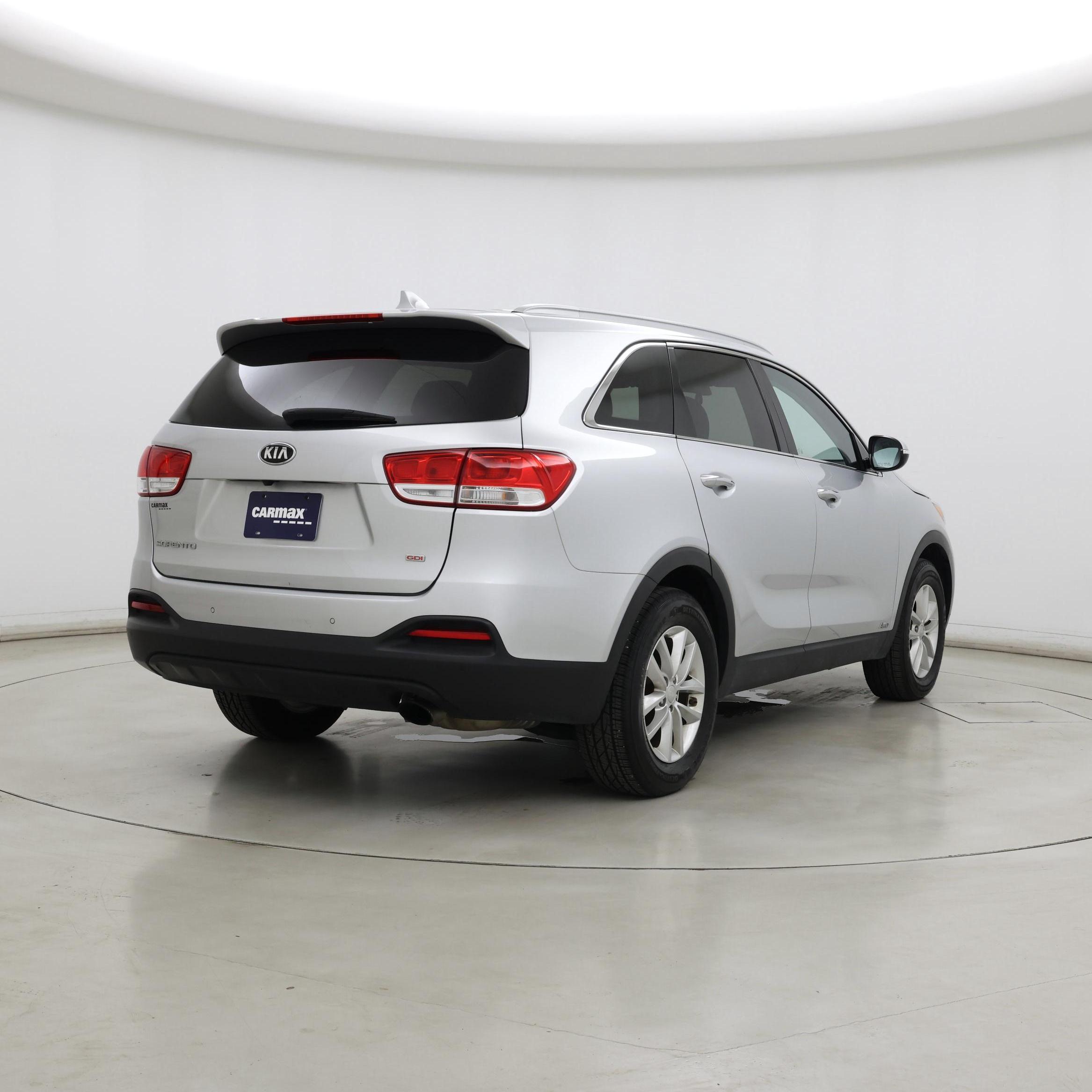 Thumbnail: 2018 Kia Sorento - 8