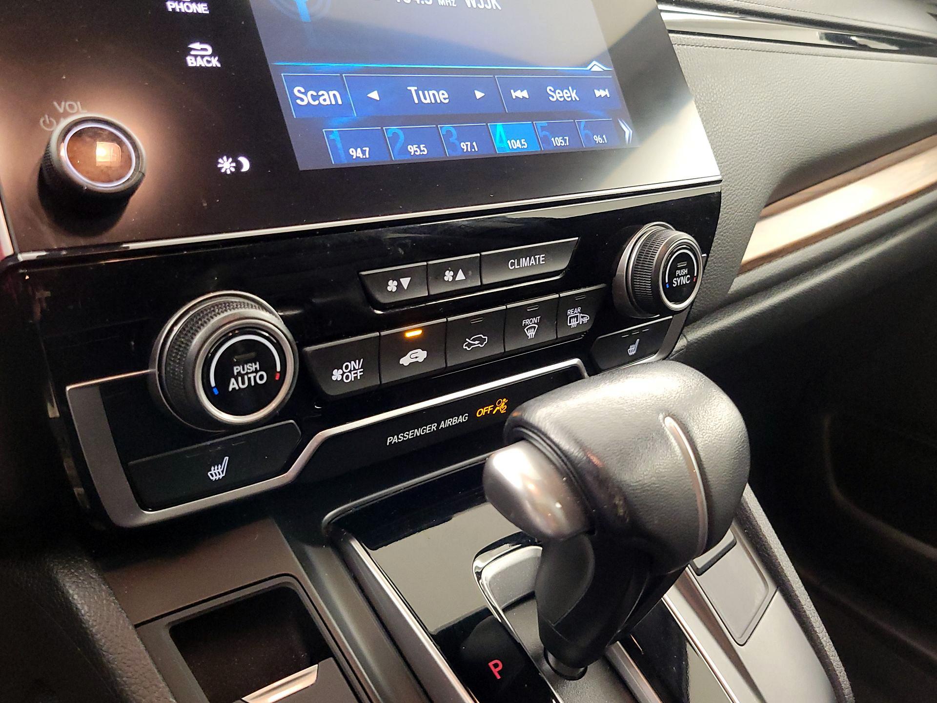 Thumbnail: 2019 Honda CR-V - 16