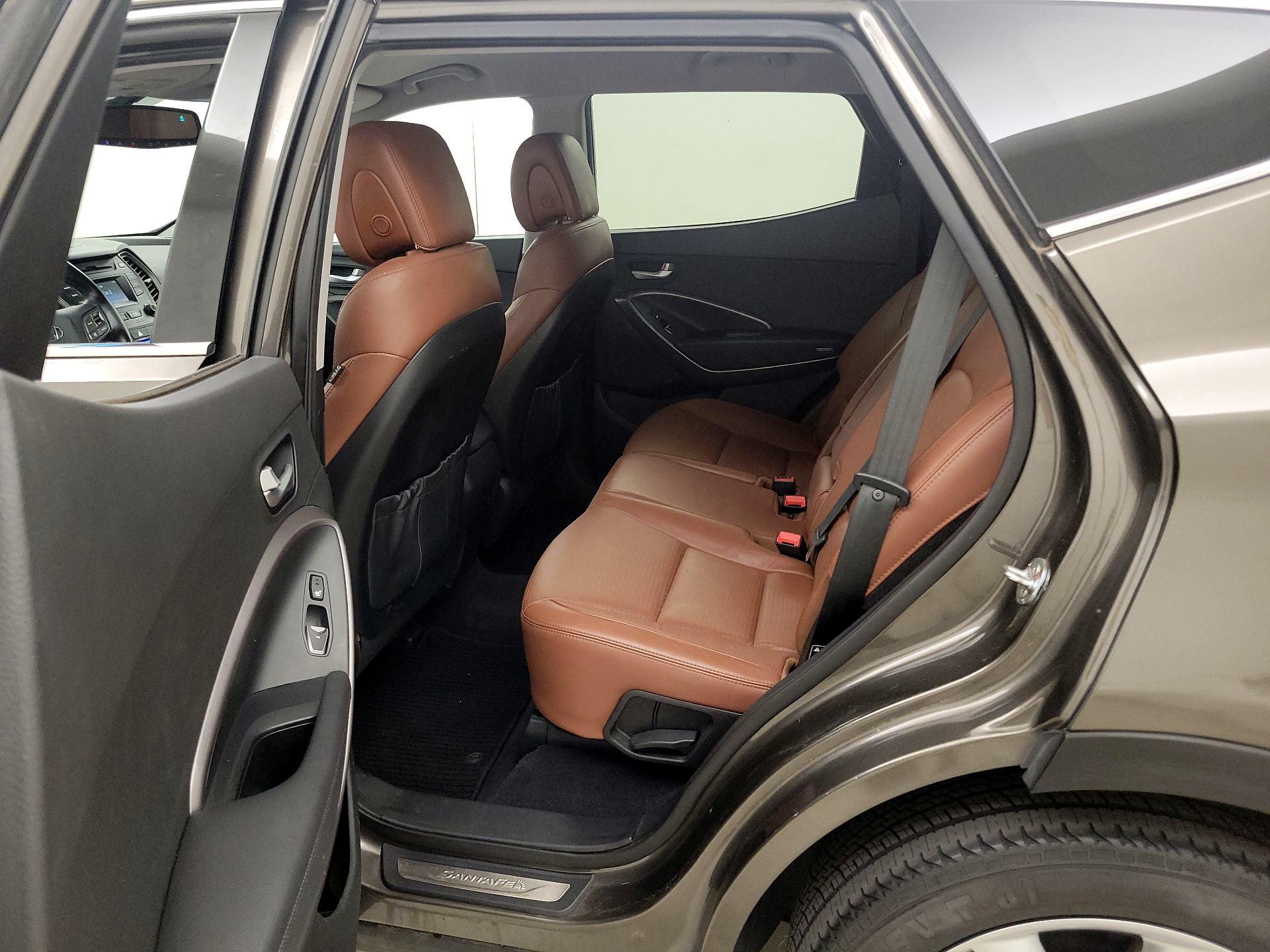 Thumbnail: 2013 Hyundai Santa Fe - 19