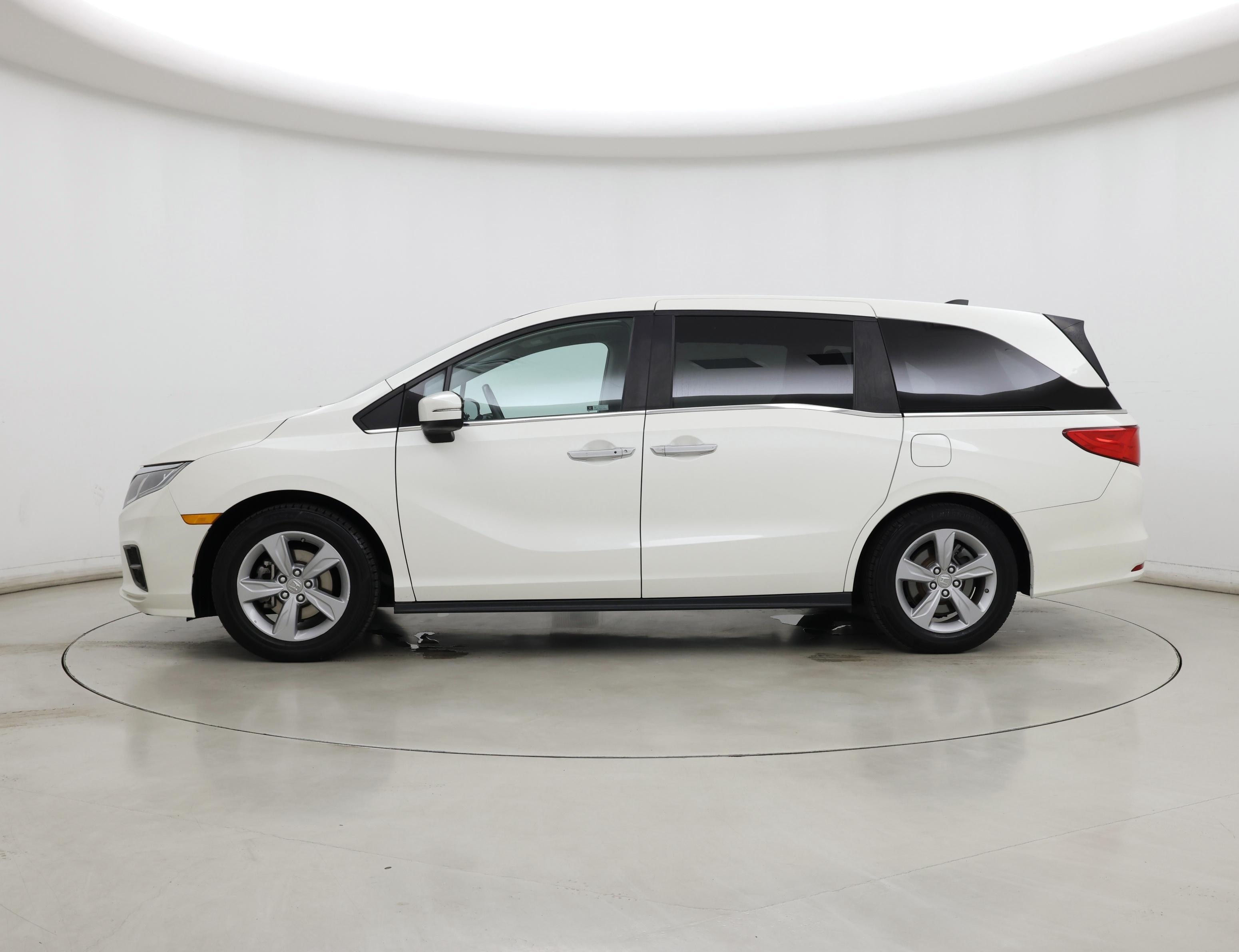 Thumbnail: 2019 Honda Odyssey - 3