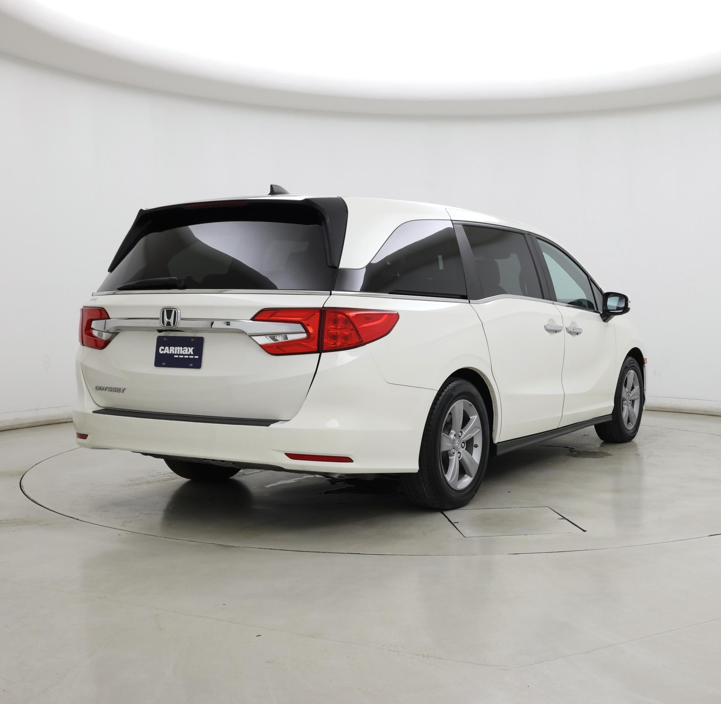 Thumbnail: 2019 Honda Odyssey - 8