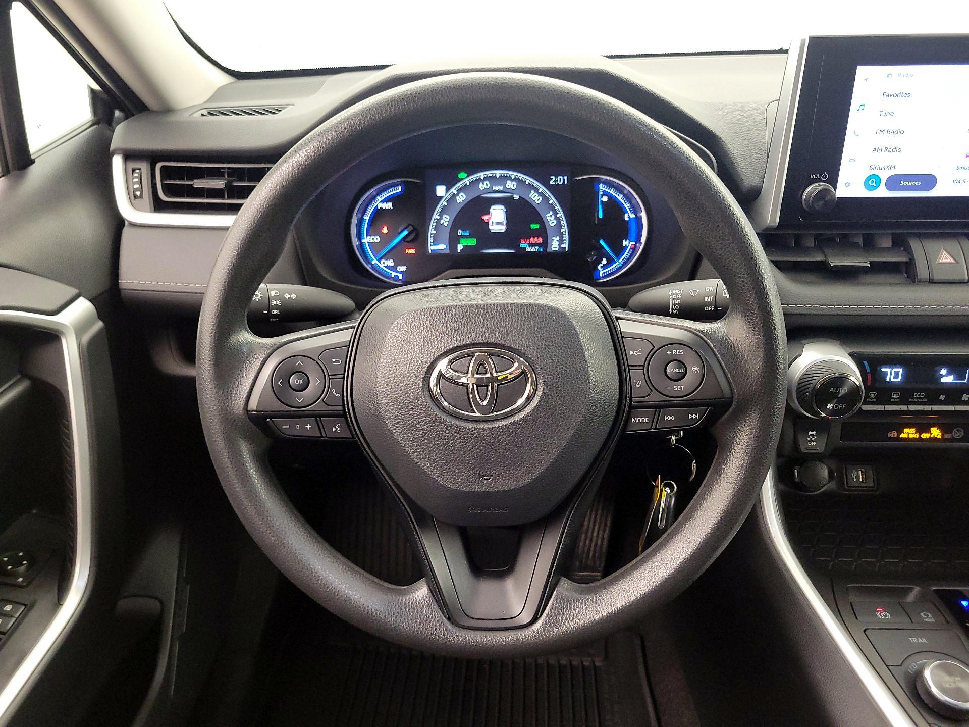 Thumbnail: 2024 Toyota RAV4 - 10