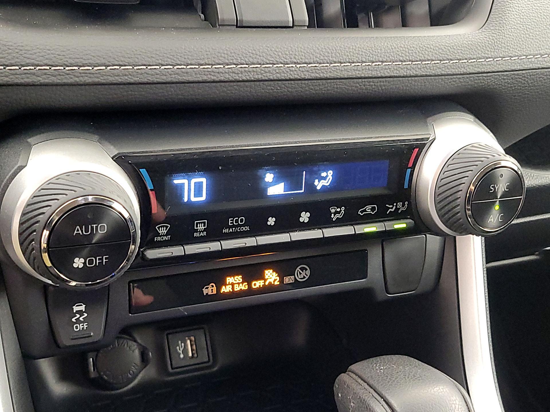 Thumbnail: 2024 Toyota RAV4 - 16