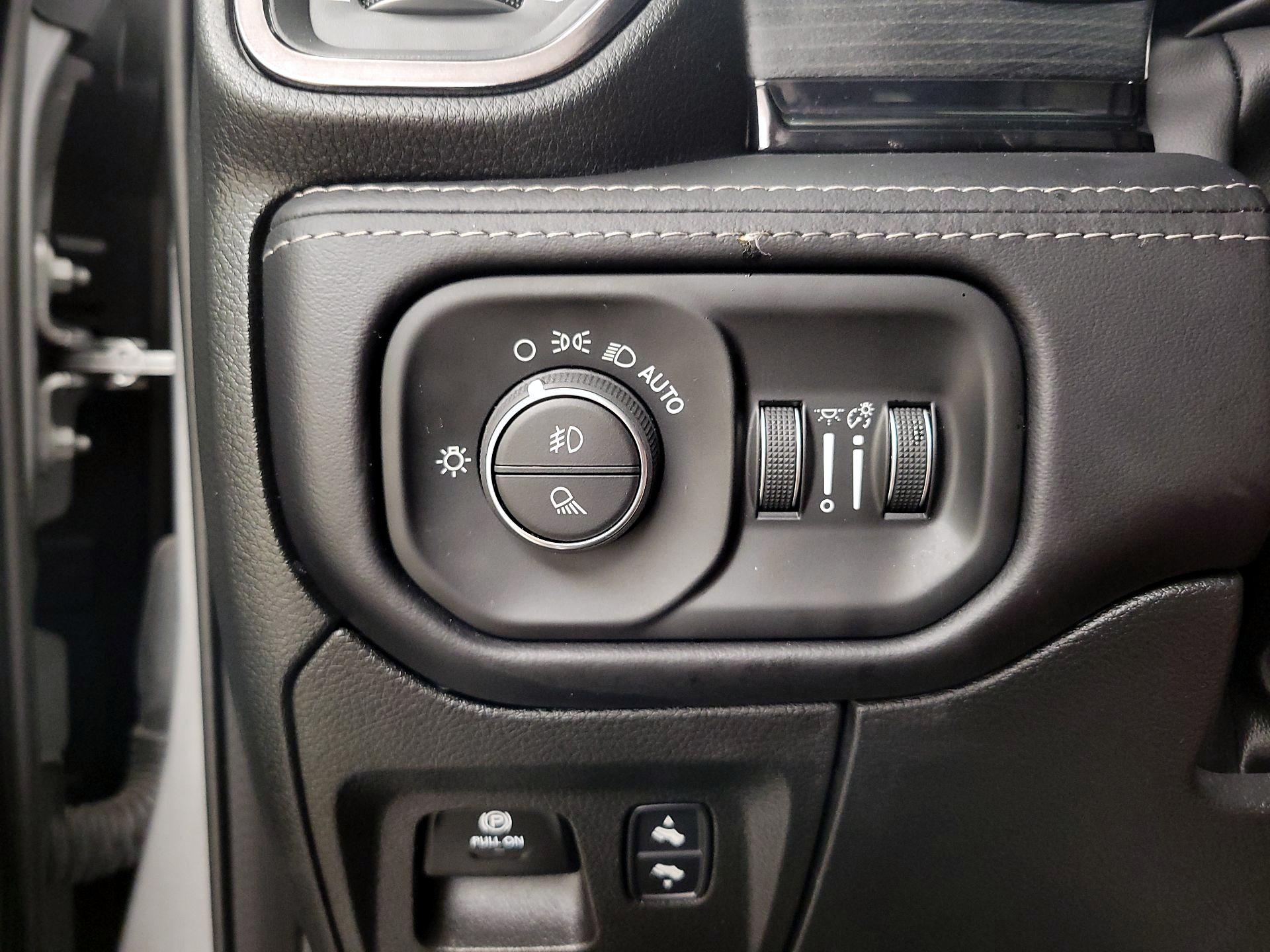 Thumbnail: 2022 RAM 1500 - 13