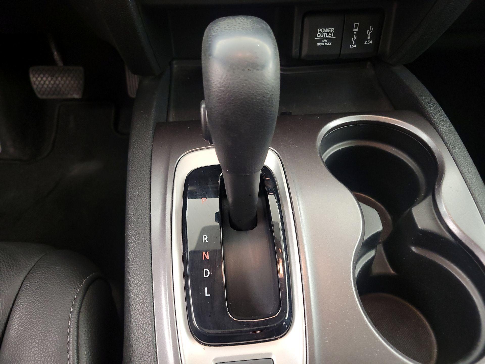 Thumbnail: 2017 Honda Pilot - 18