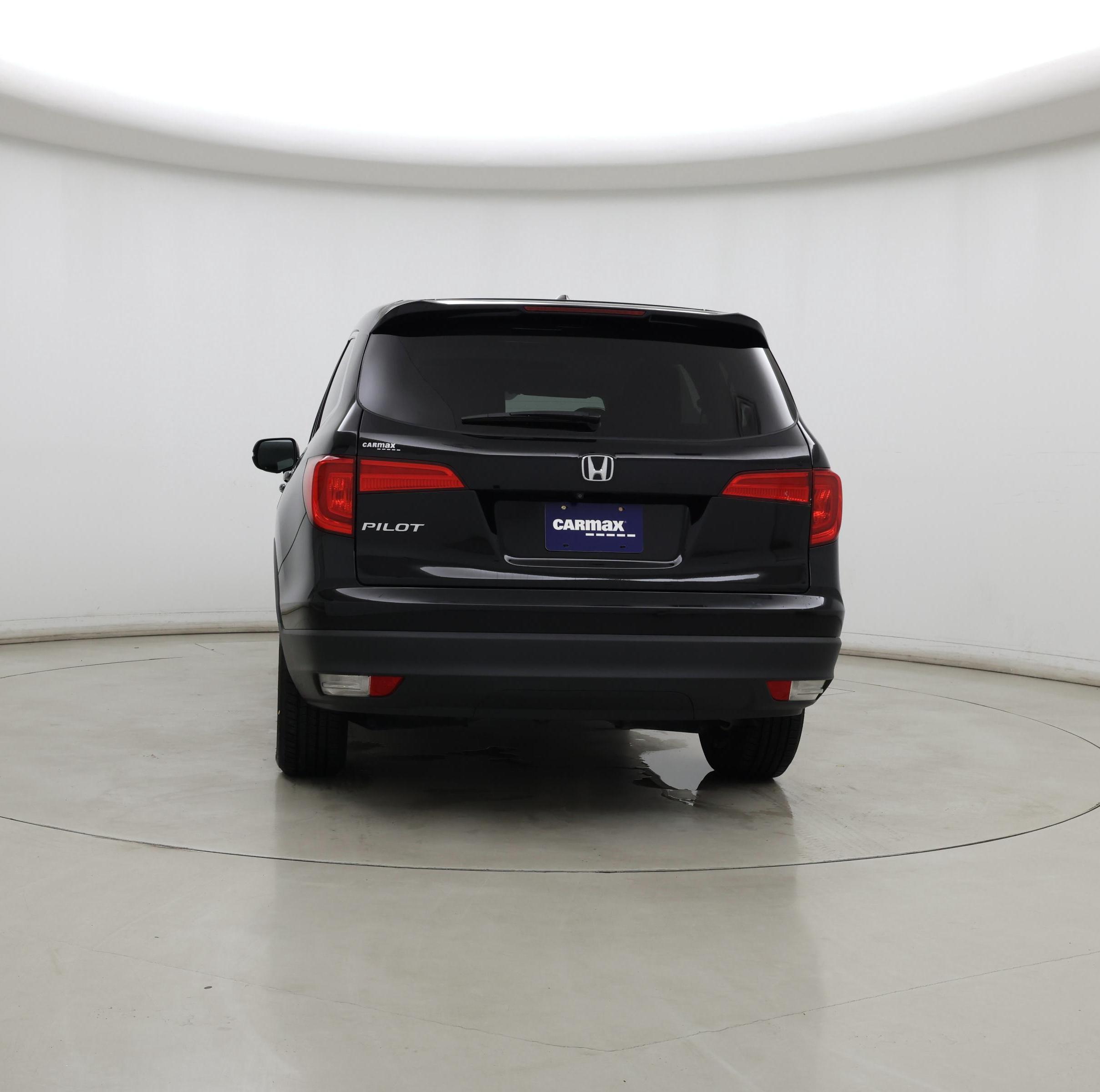 Thumbnail: 2017 Honda Pilot - 6