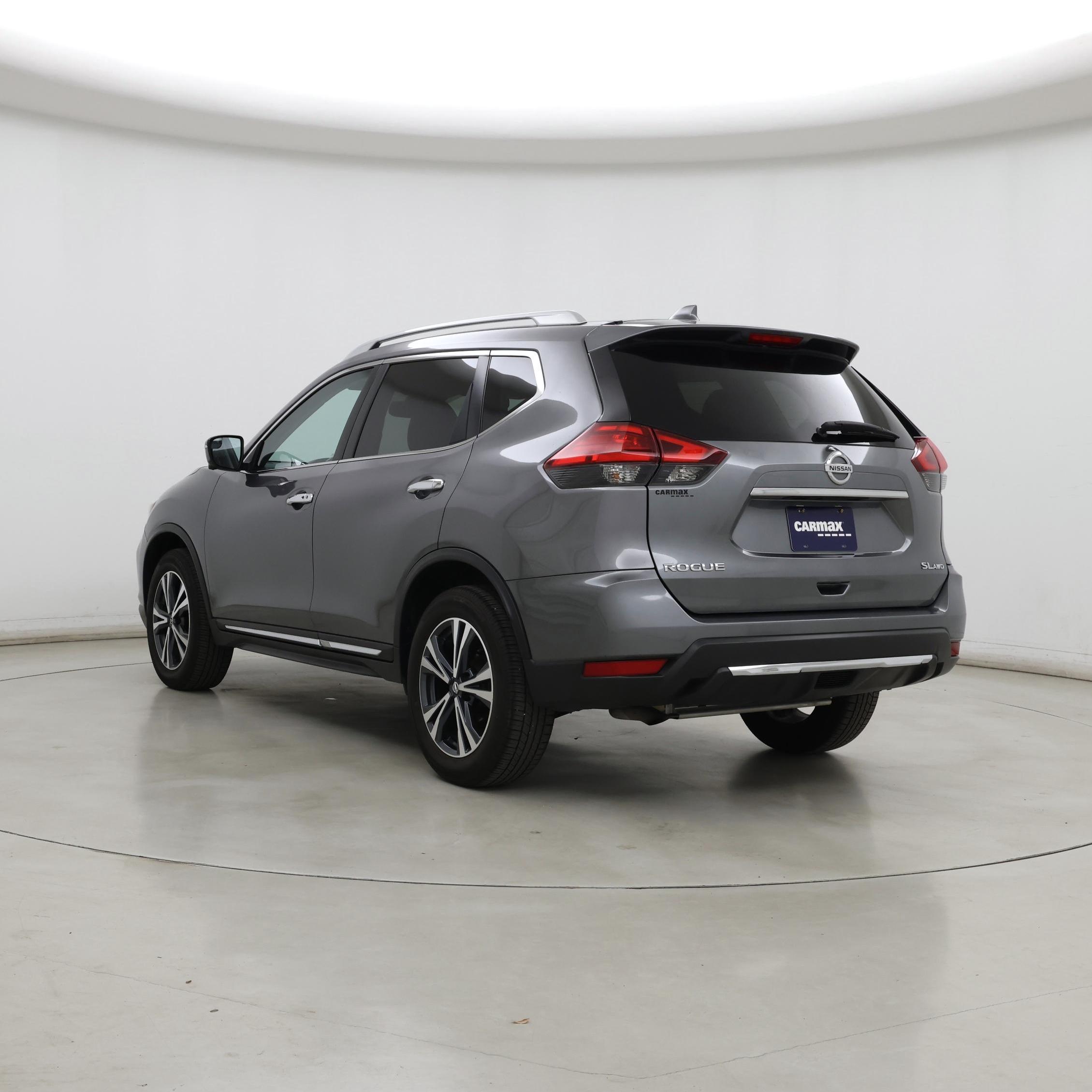 Thumbnail: 2017 Nissan Rogue - 2