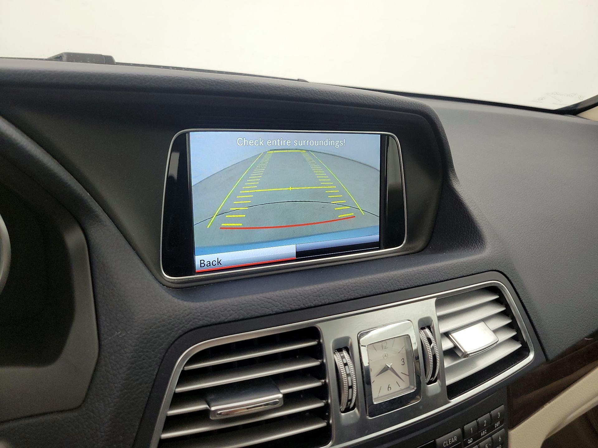 Thumbnail: 2014 Mercedes-Benz E-Class - 15
