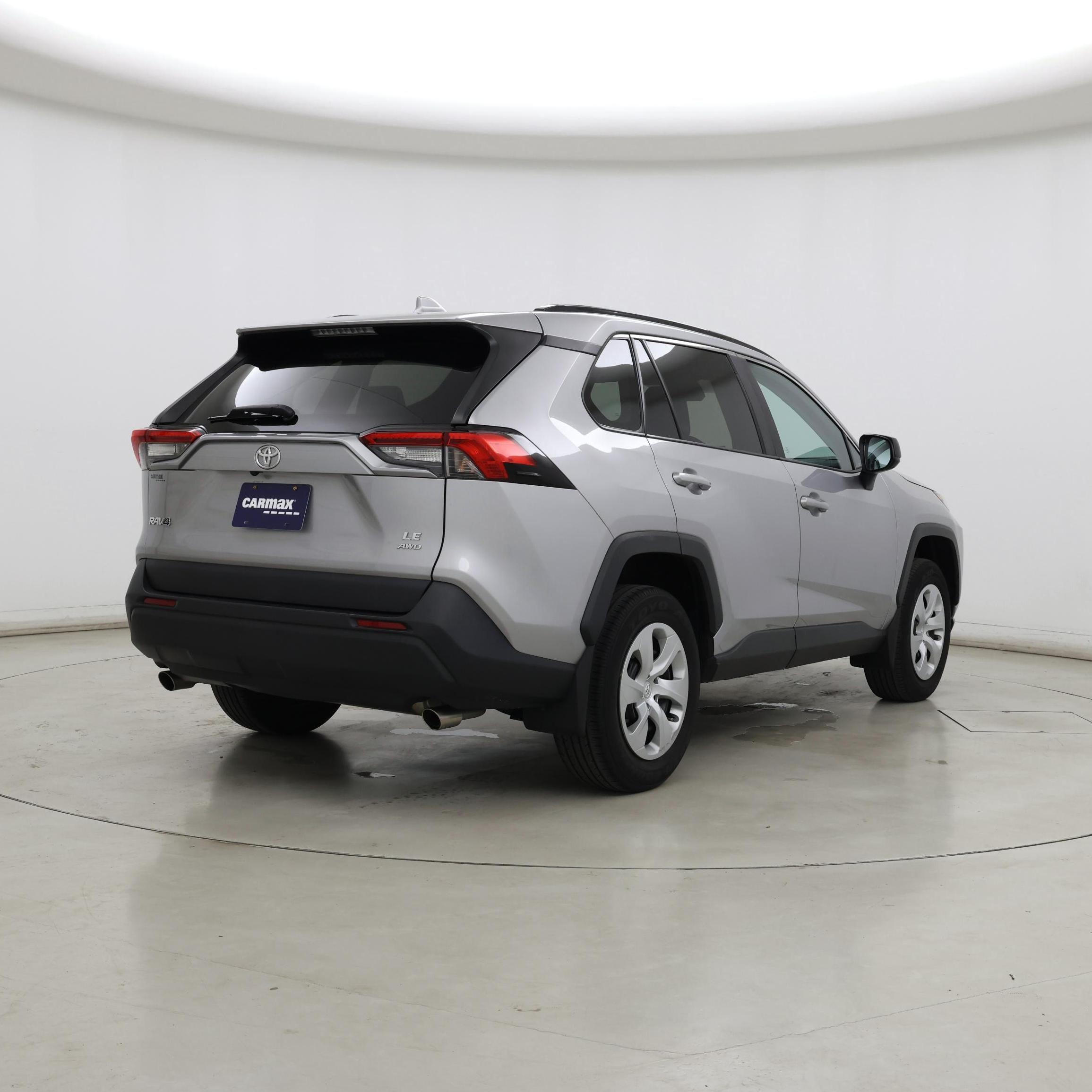 Thumbnail: 2020 Toyota RAV4 - 8