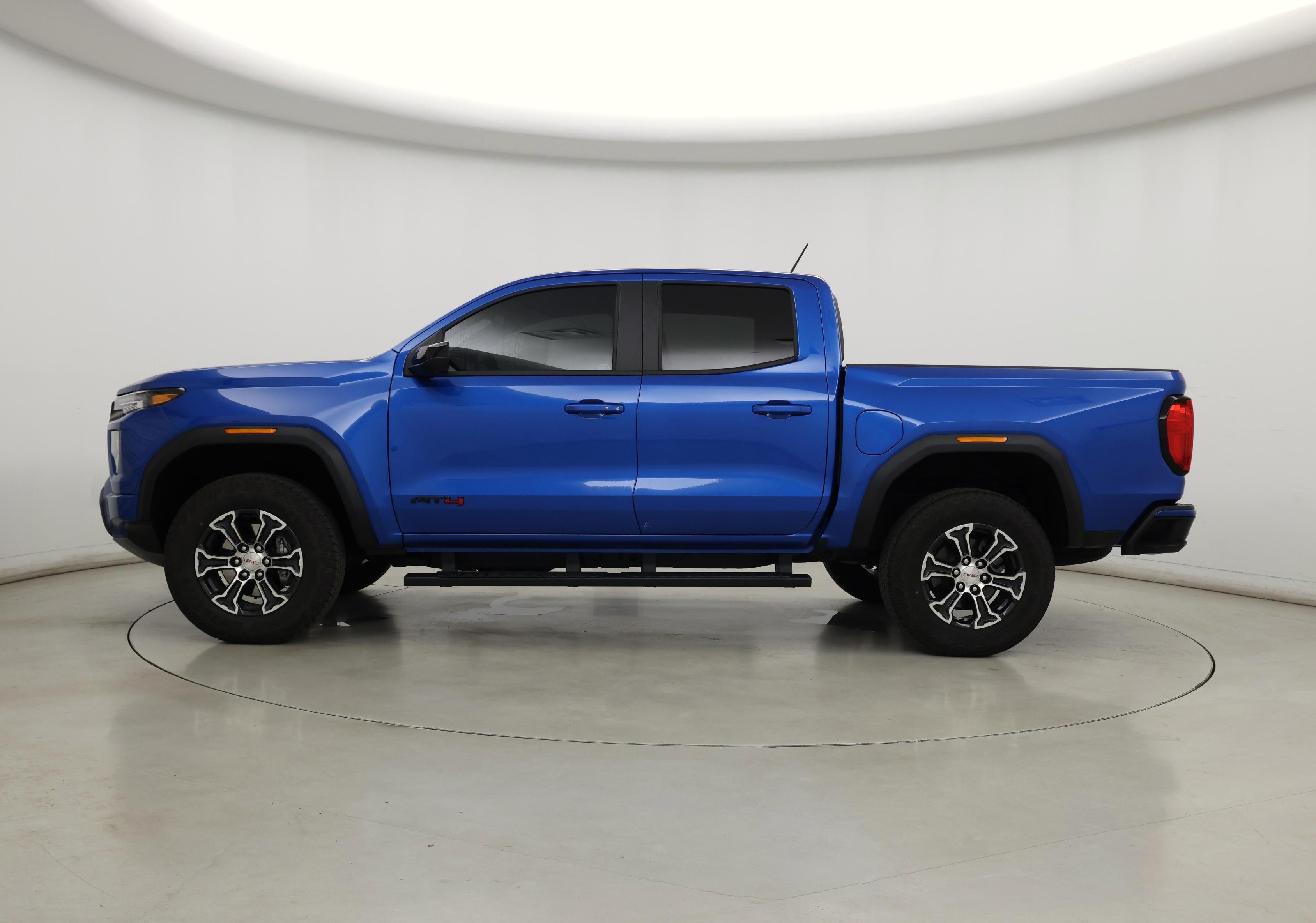 Thumbnail: 2024 GMC Canyon - 3