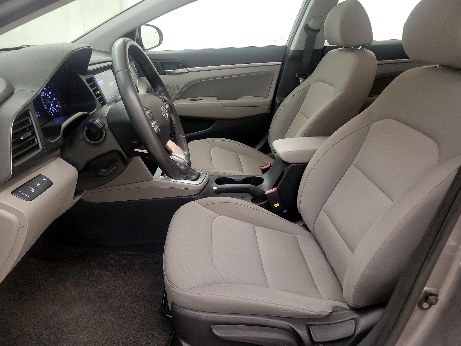 Thumbnail: 2020 Hyundai Elantra - 11