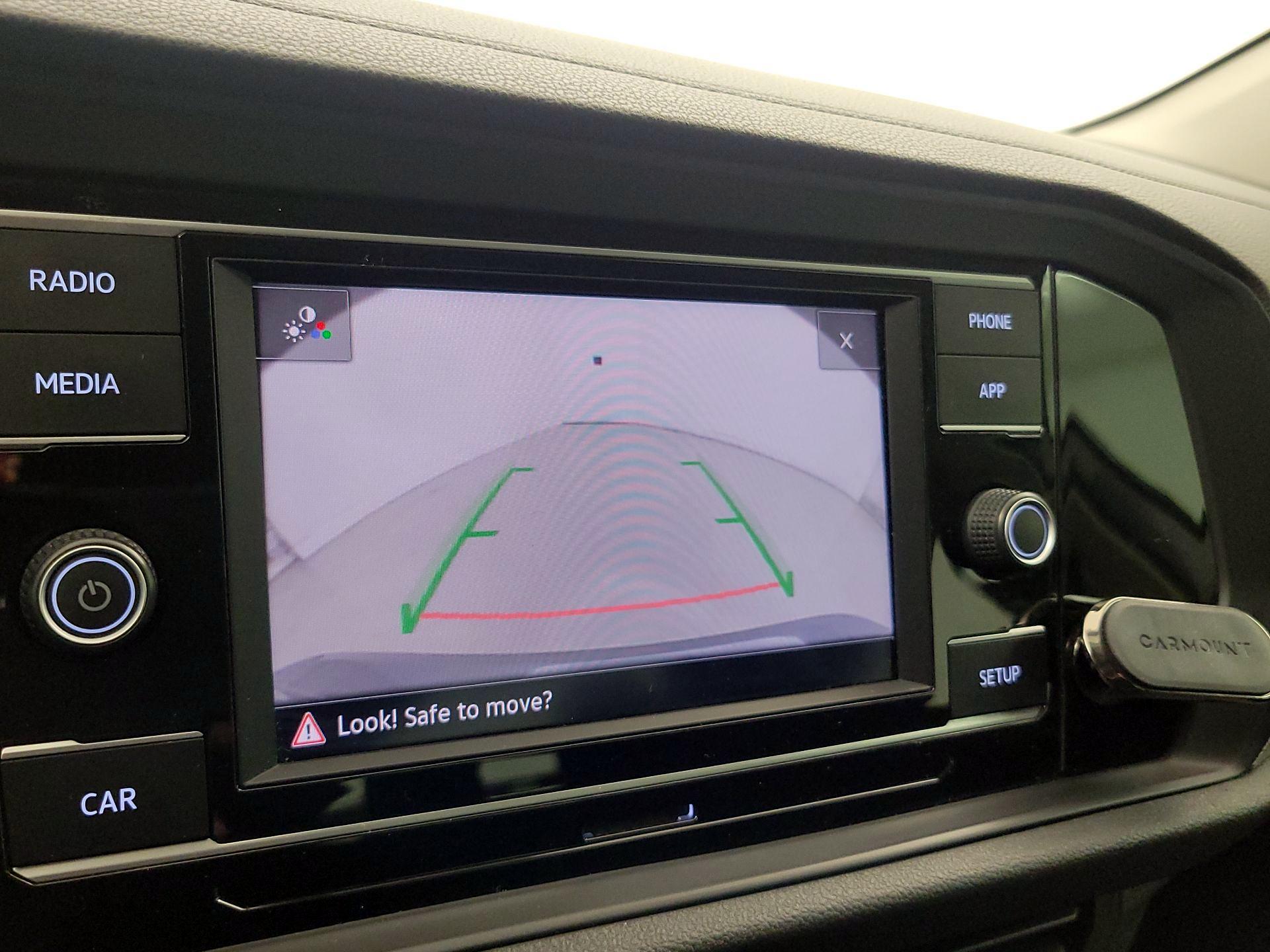 Thumbnail: 2019 Volkswagen Jetta - 14