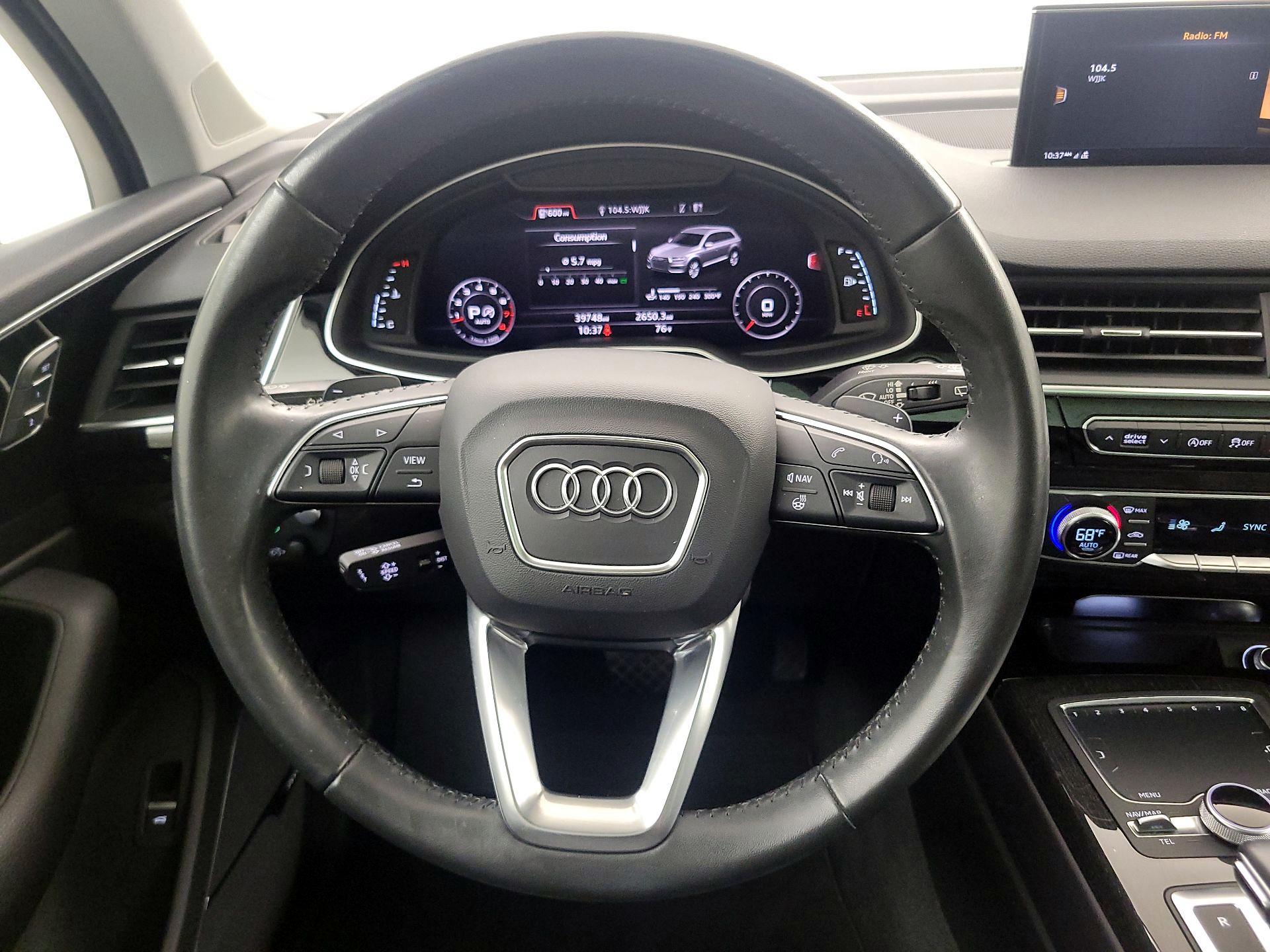 Thumbnail: 2019 Audi Q7 - 10