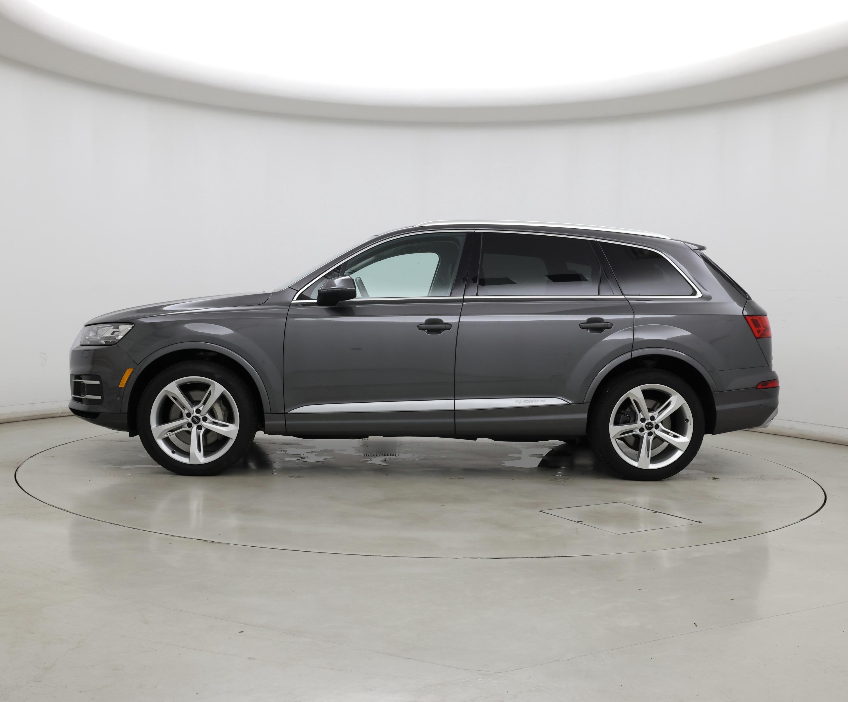 Thumbnail: 2019 Audi Q7 - 3