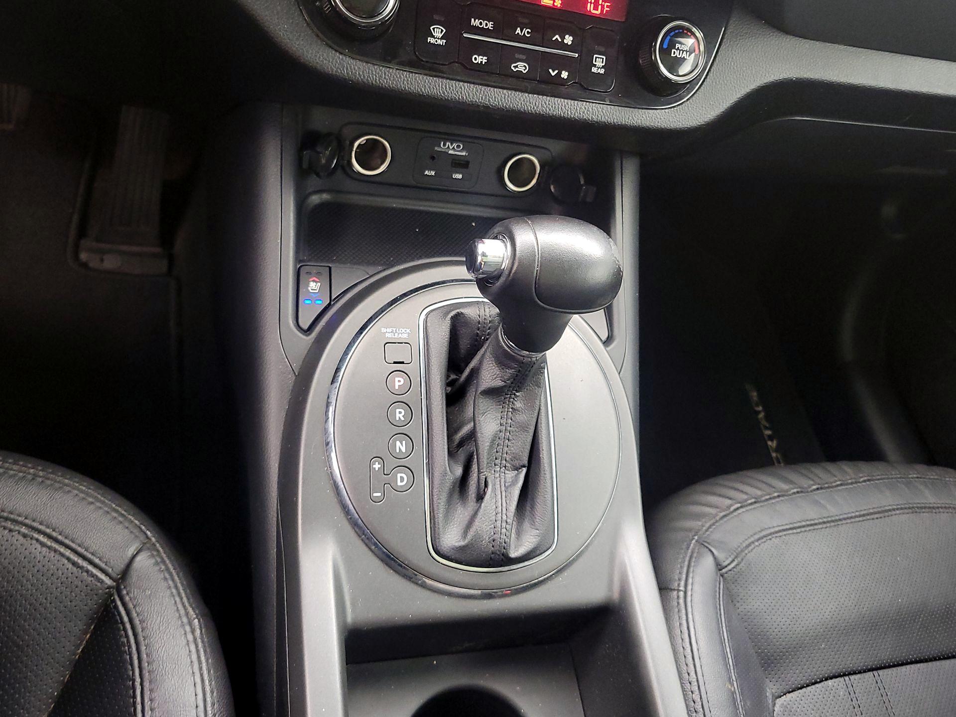 Thumbnail: 2013 Kia Sportage - 17