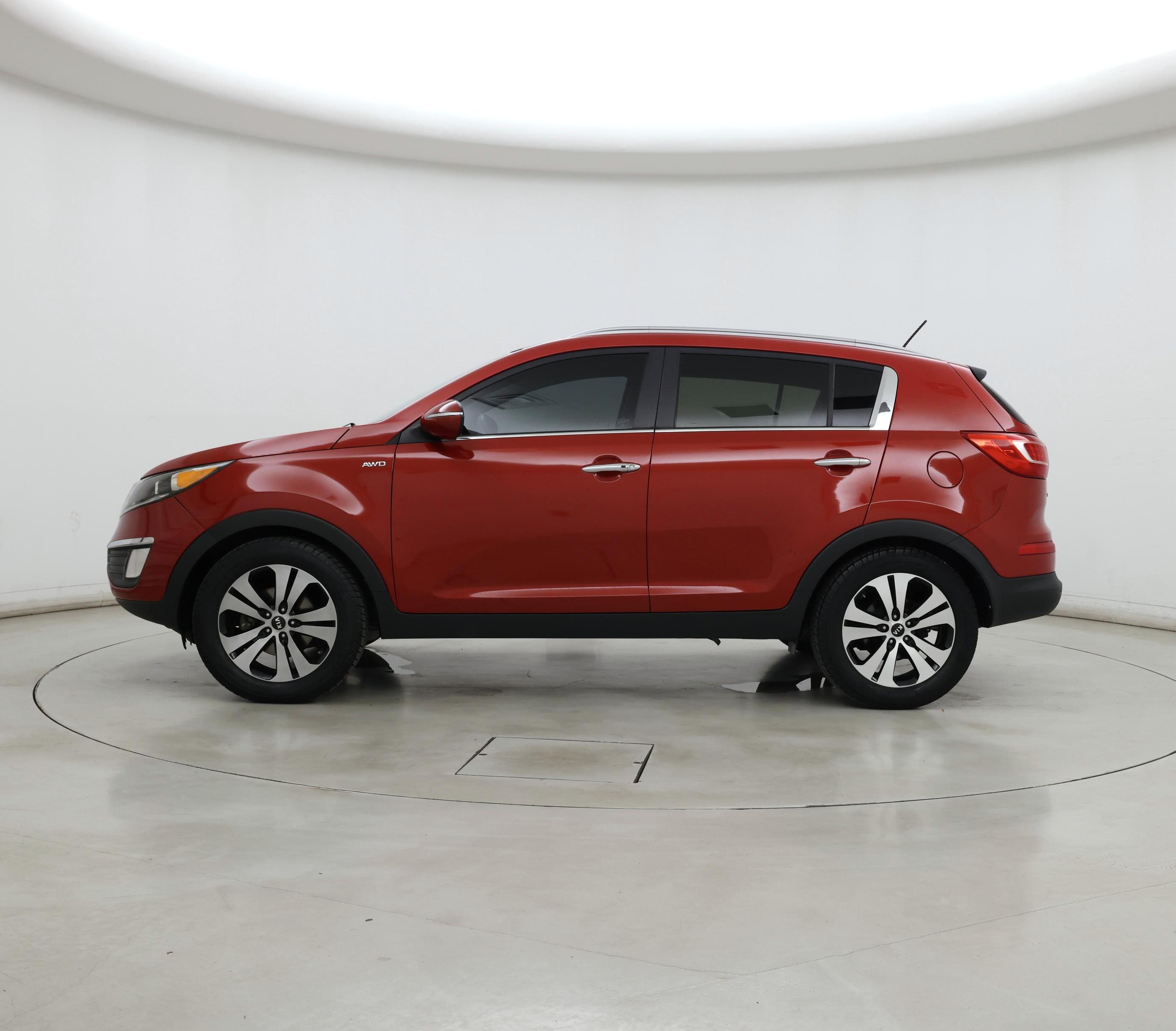 Thumbnail: 2013 Kia Sportage - 3