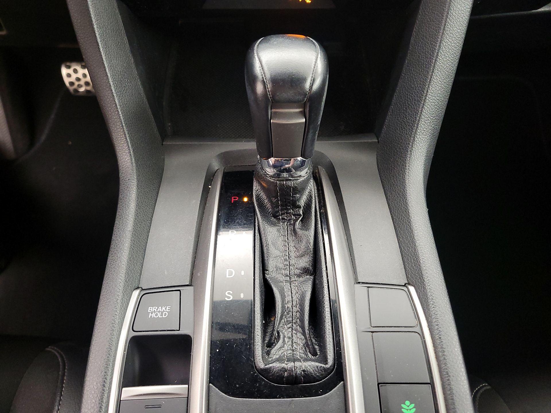 Thumbnail: 2020 Honda Civic - 17