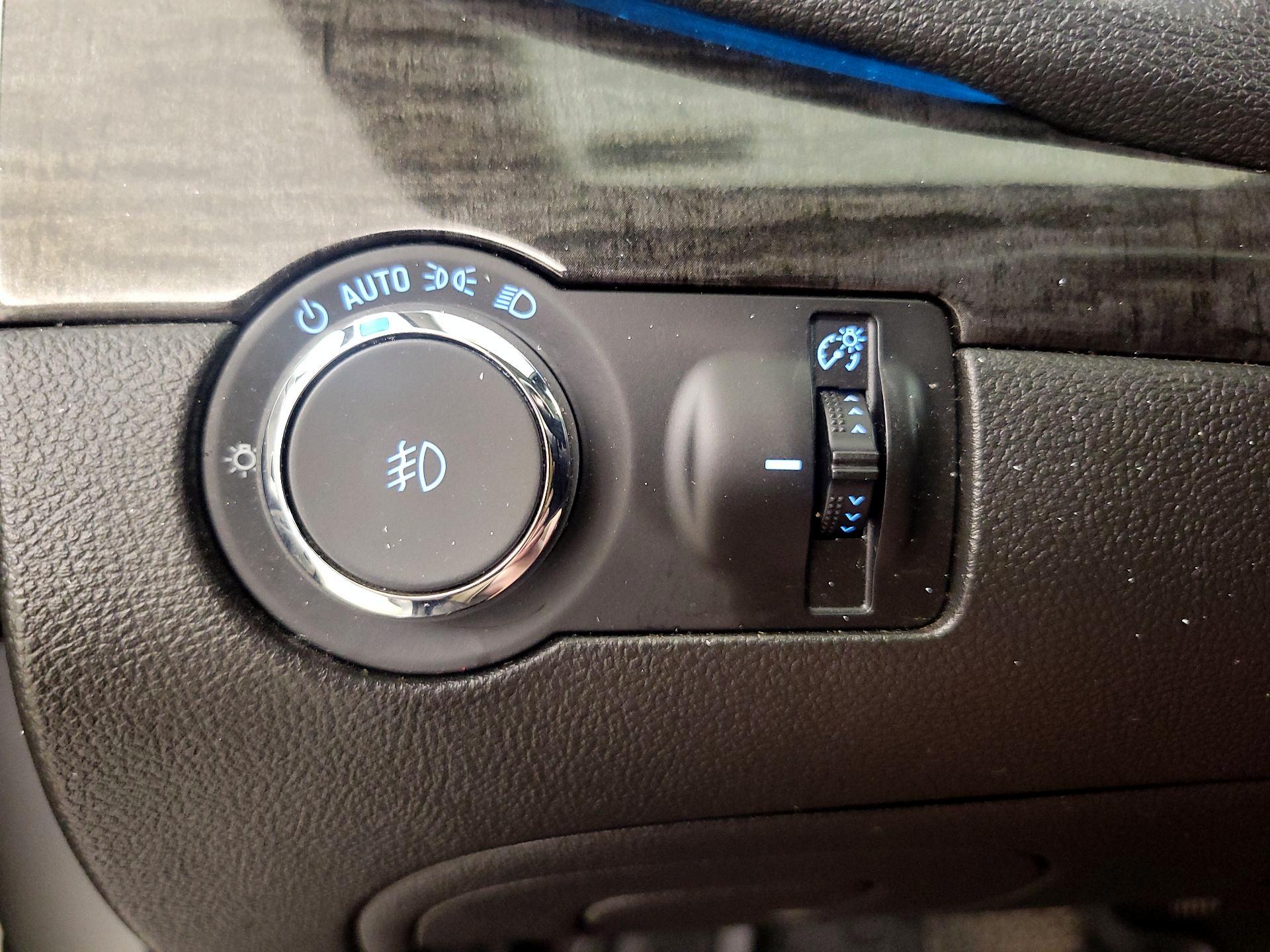 Thumbnail: 2015 Buick Encore - 13