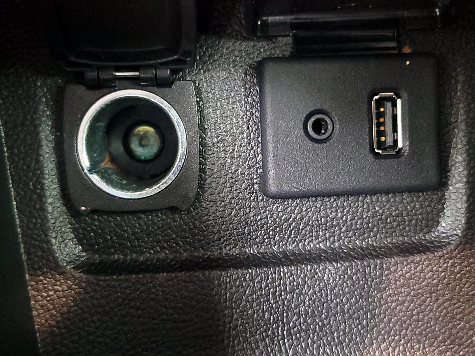 Thumbnail: 2015 Buick Encore - 19