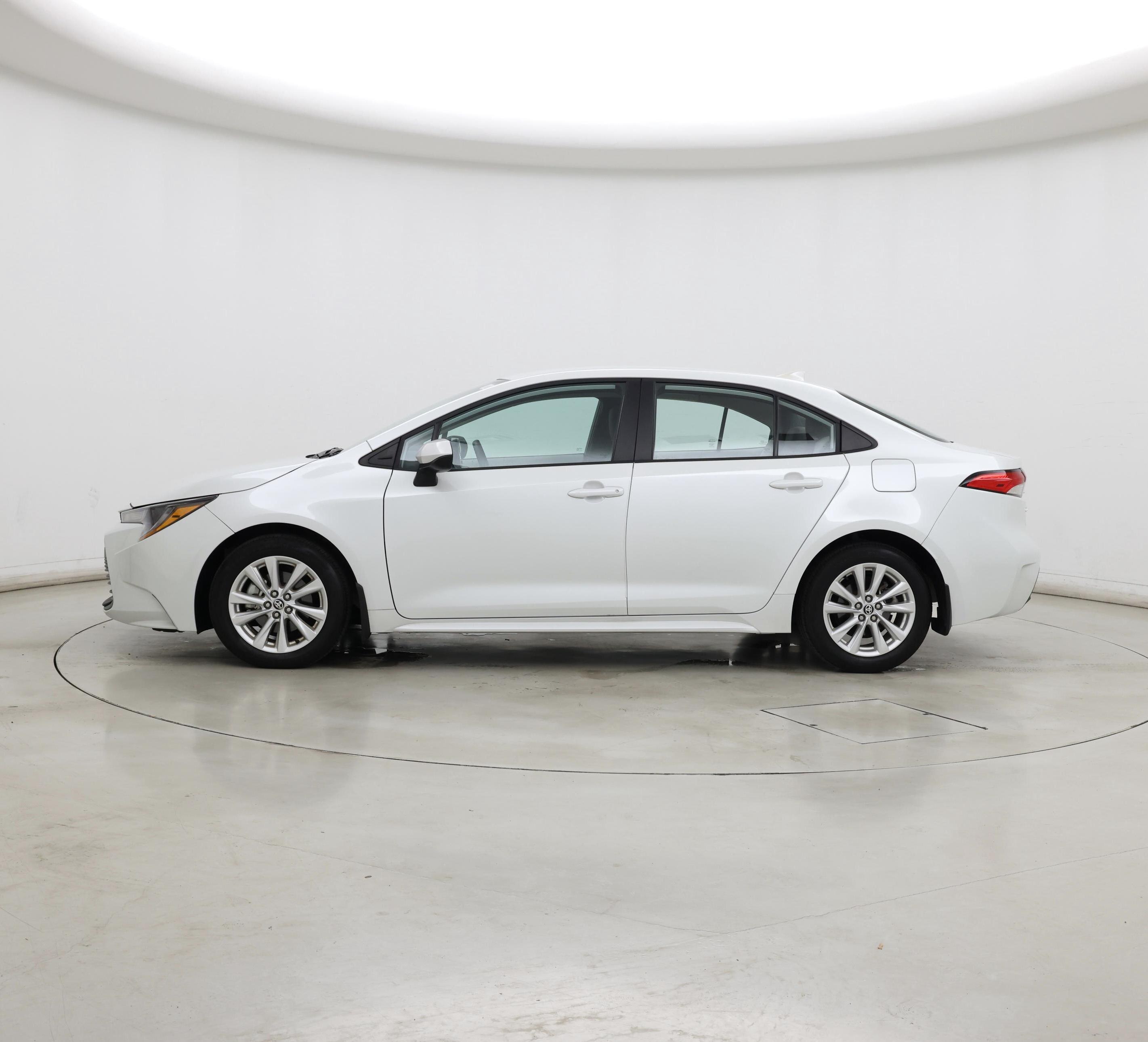 Thumbnail: 2024 Toyota Corolla - 3