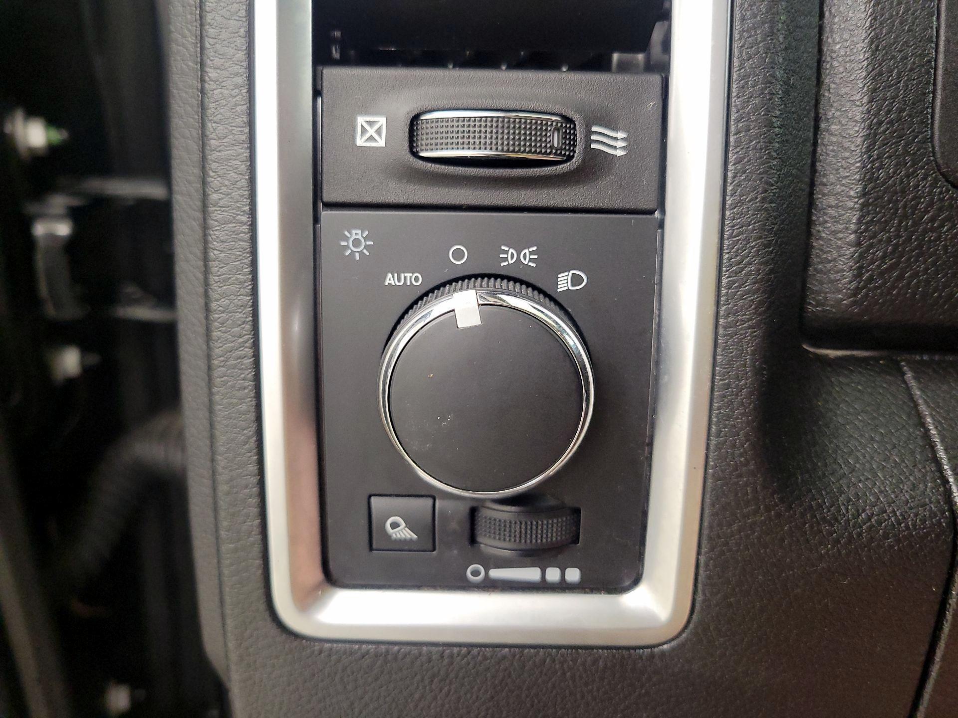 Thumbnail: 2023 RAM 1500 Classic - 13