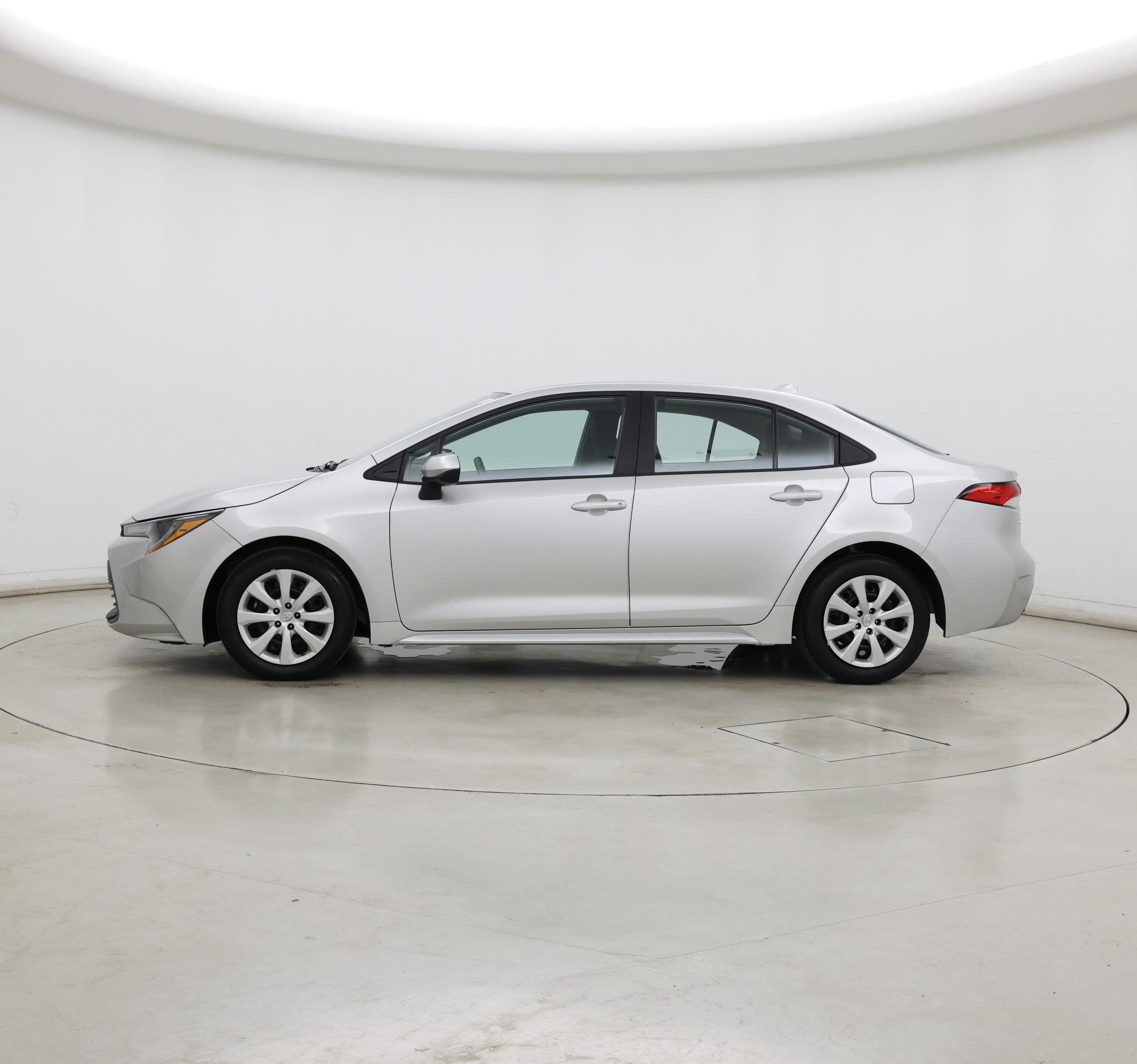 Thumbnail: 2023 Toyota Corolla - 3