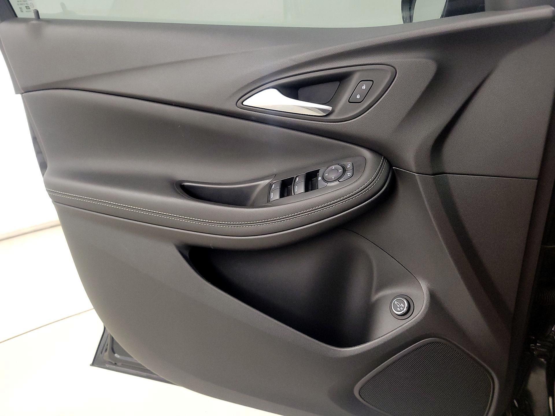 Thumbnail: 2023 Buick Encore GX - 12