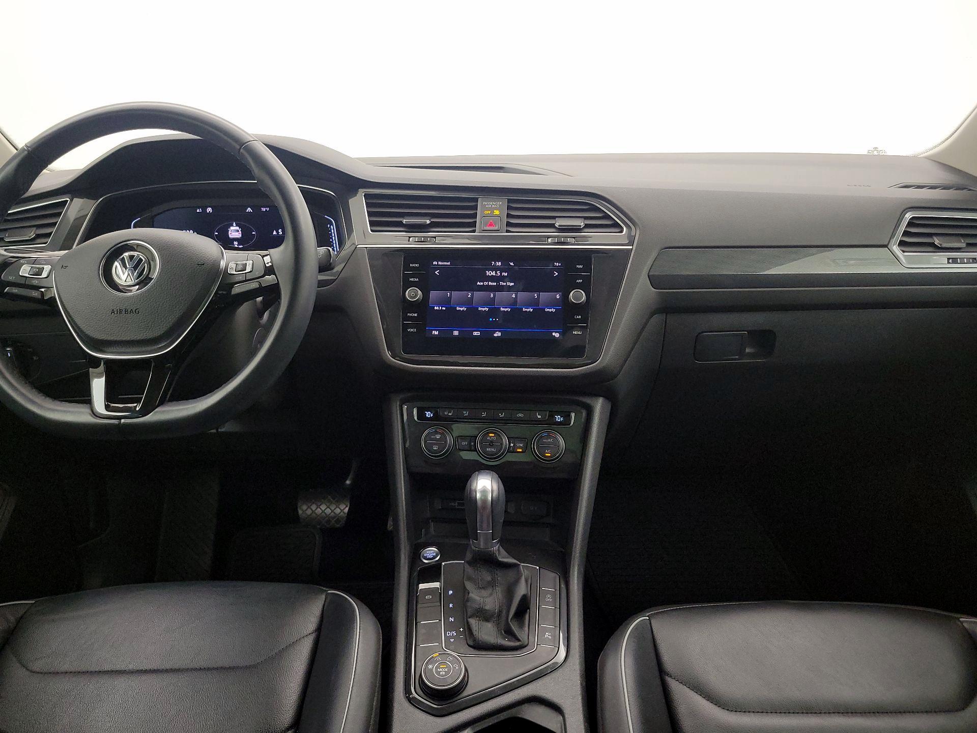 Thumbnail: 2019 Volkswagen Tiguan - 9