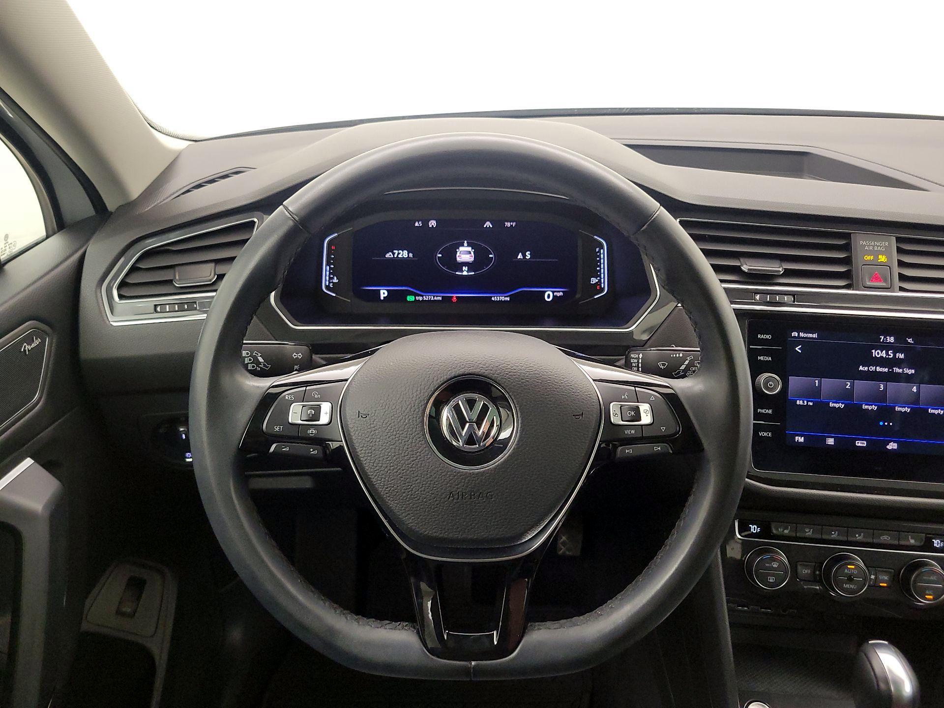 Thumbnail: 2019 Volkswagen Tiguan - 10