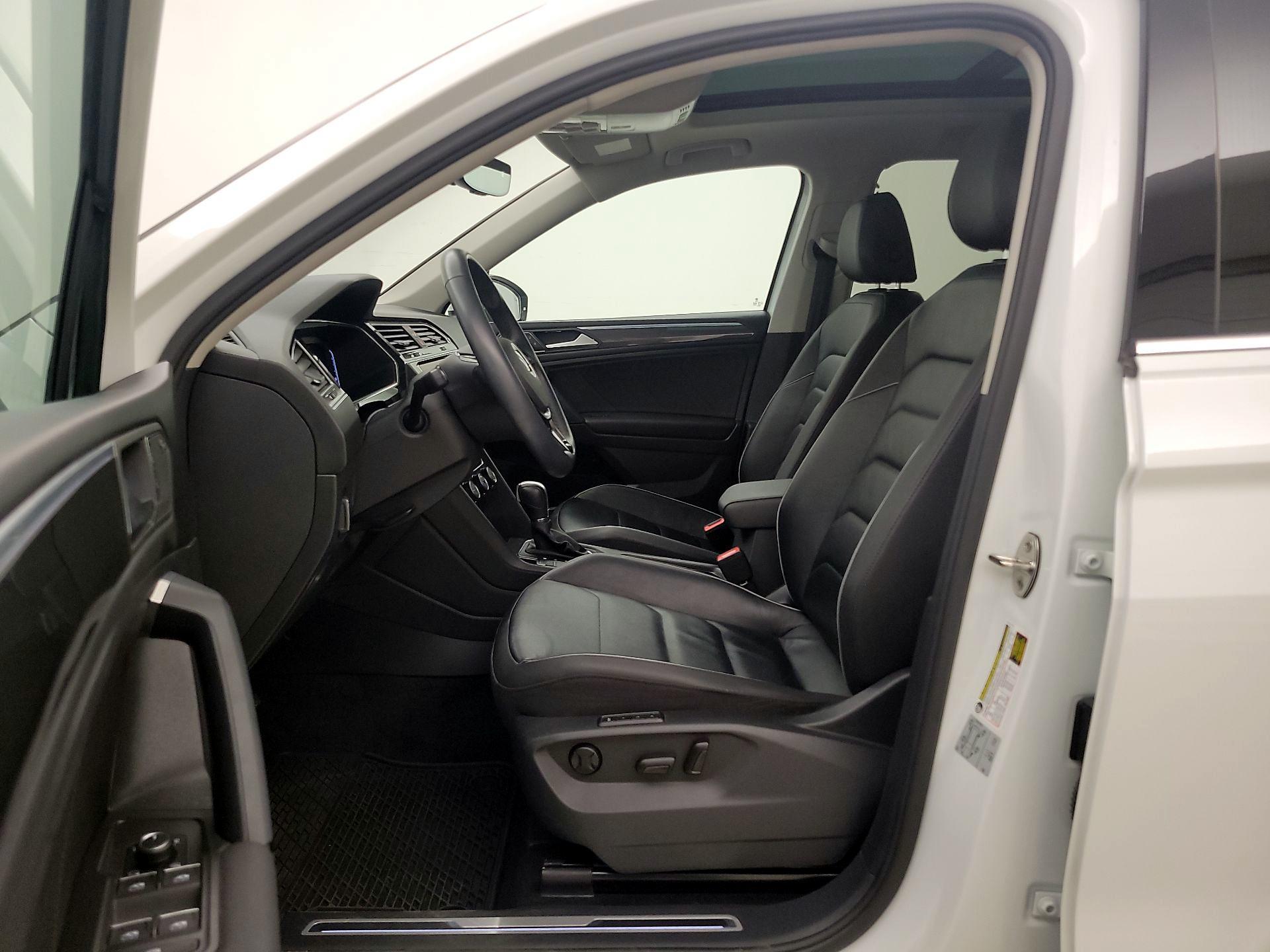 Thumbnail: 2019 Volkswagen Tiguan - 11