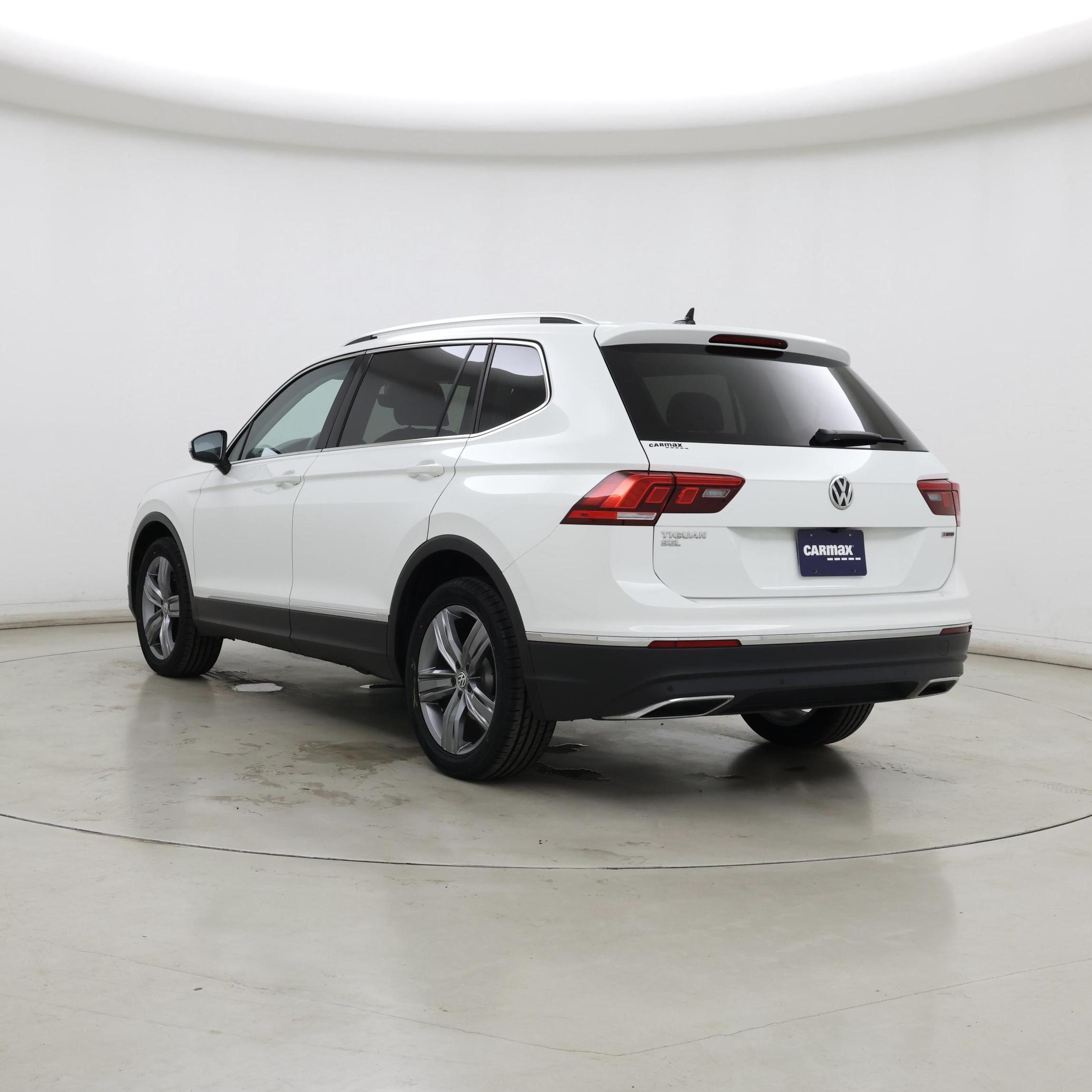 Thumbnail: 2019 Volkswagen Tiguan - 2