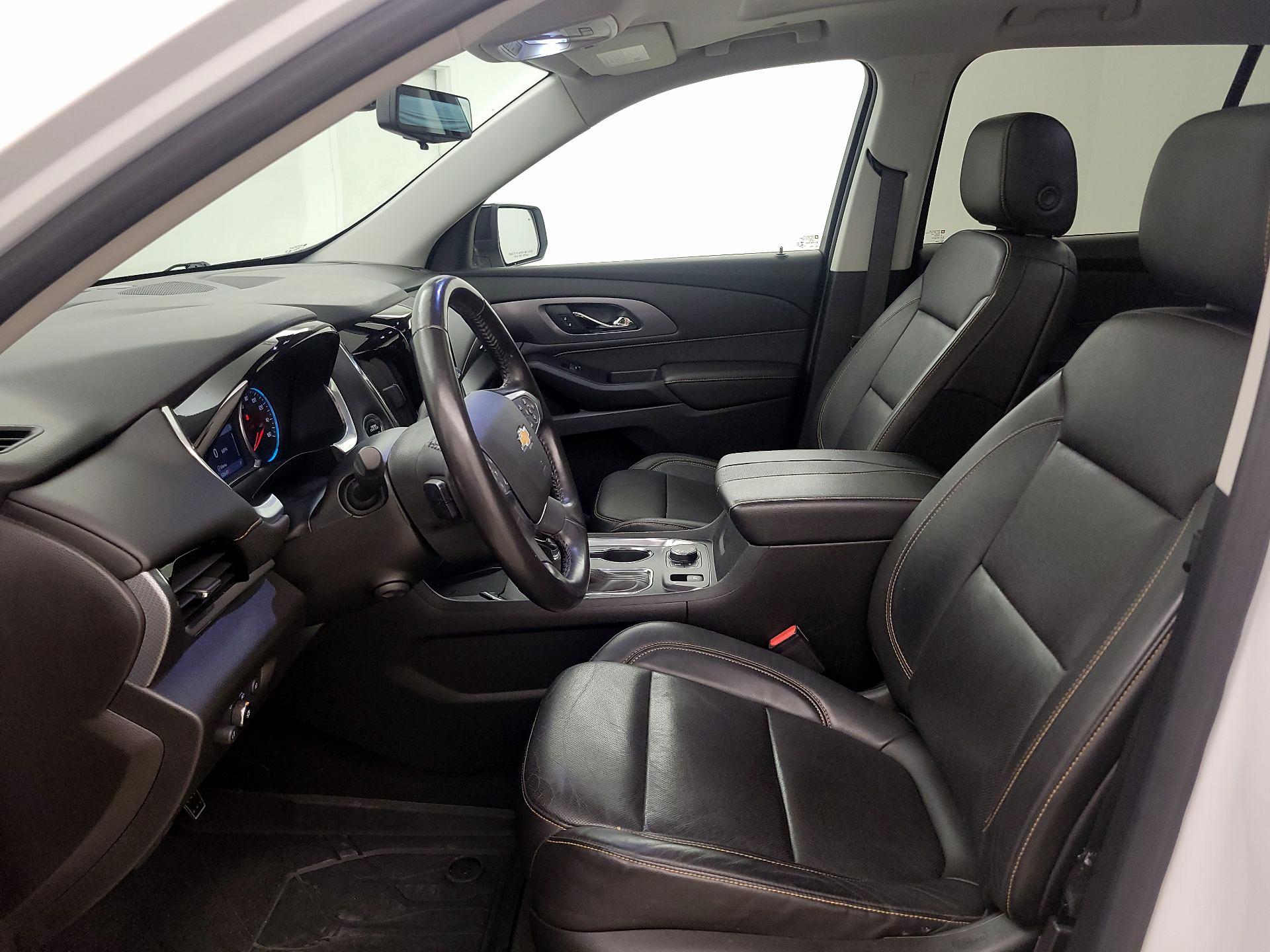 Thumbnail: 2021 Chevrolet Traverse - 11