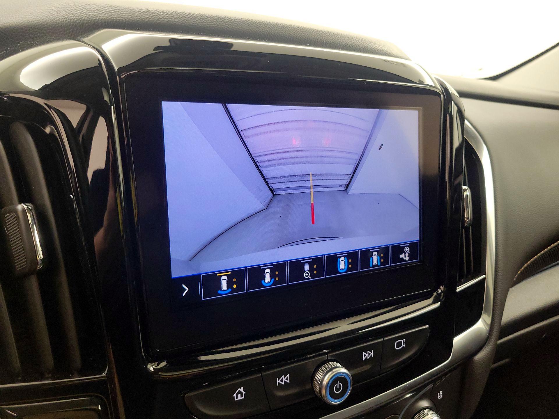 Thumbnail: 2021 Chevrolet Traverse - 15
