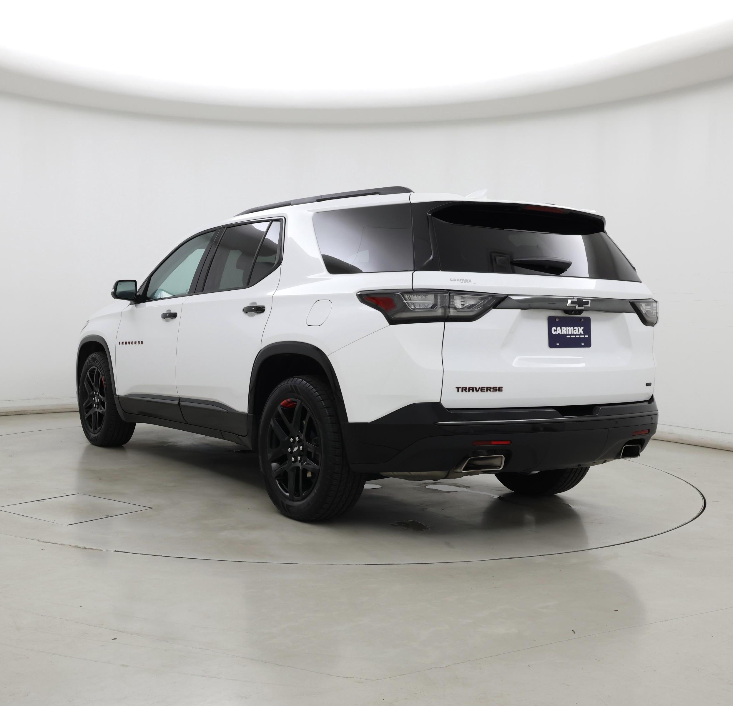 Thumbnail: 2021 Chevrolet Traverse - 2