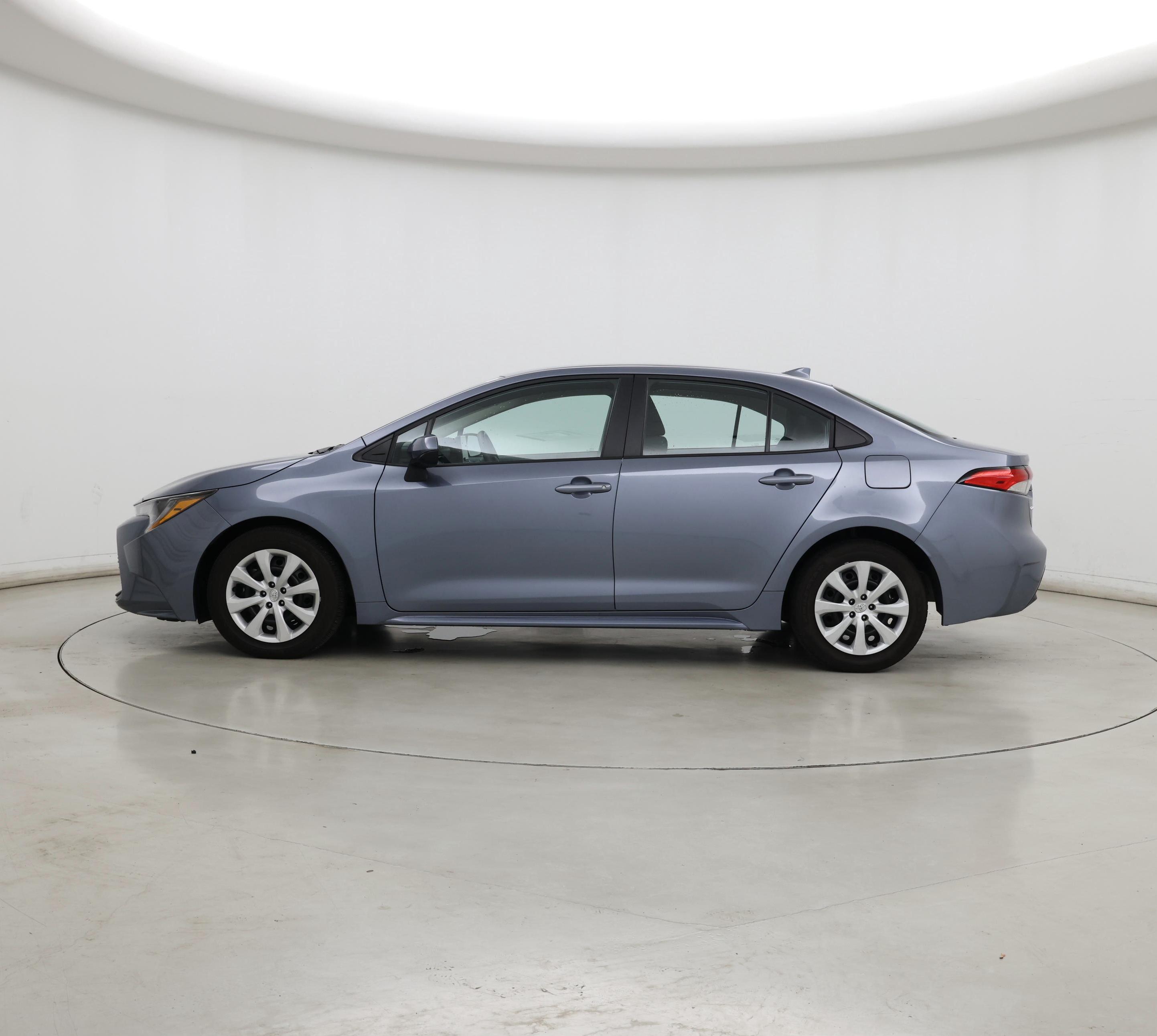Thumbnail: 2023 Toyota Corolla - 3