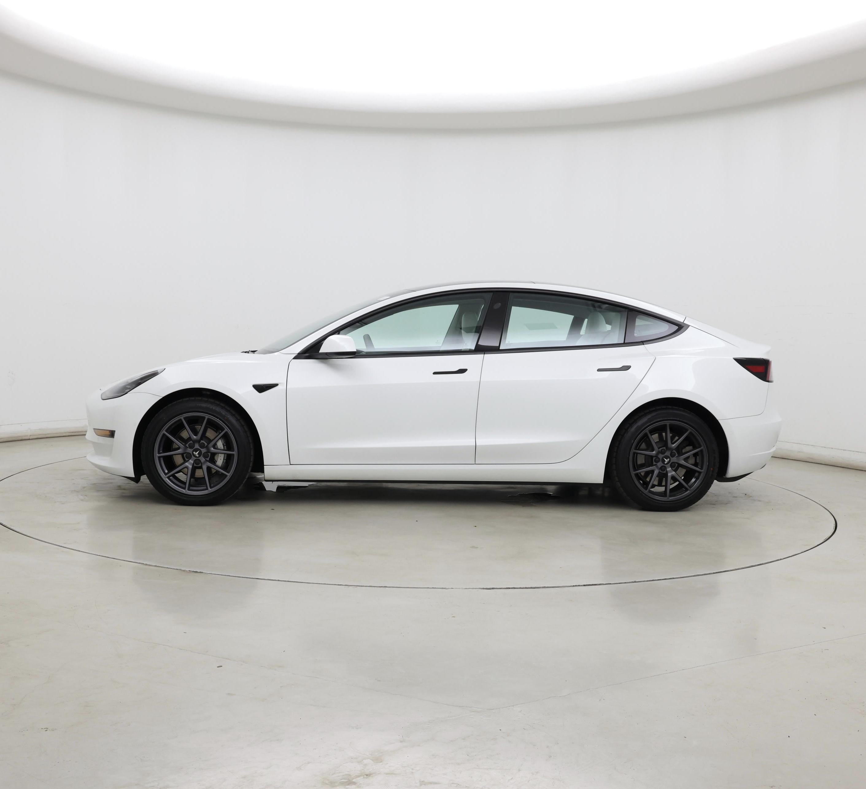 Thumbnail: 2022 Tesla Model 3 - 3