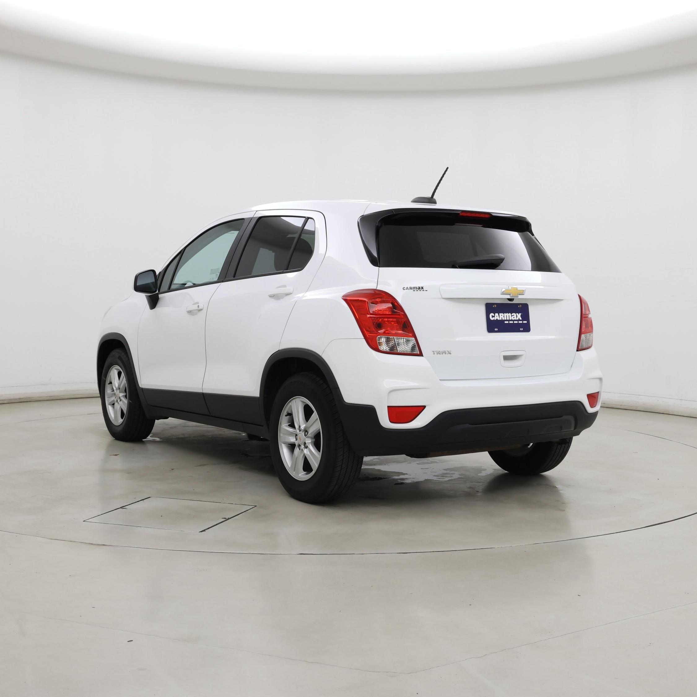 Thumbnail: 2020 Chevrolet Trax - 2