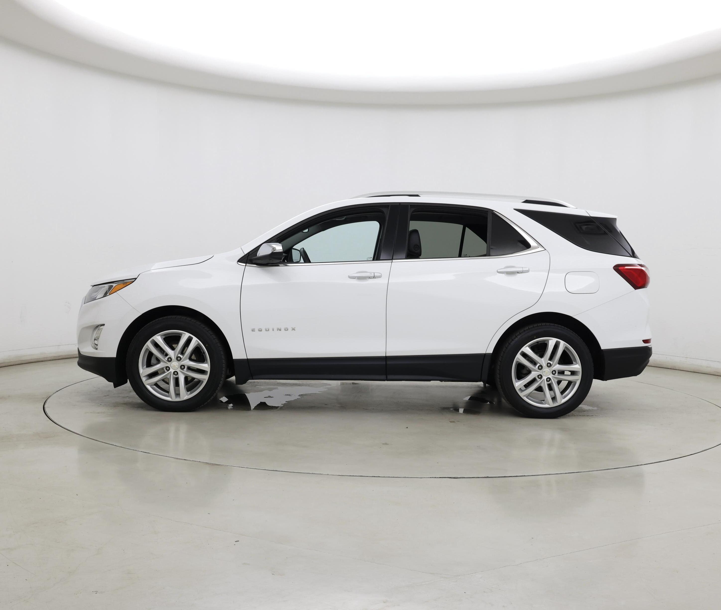 Thumbnail: 2020 Chevrolet Equinox - 3