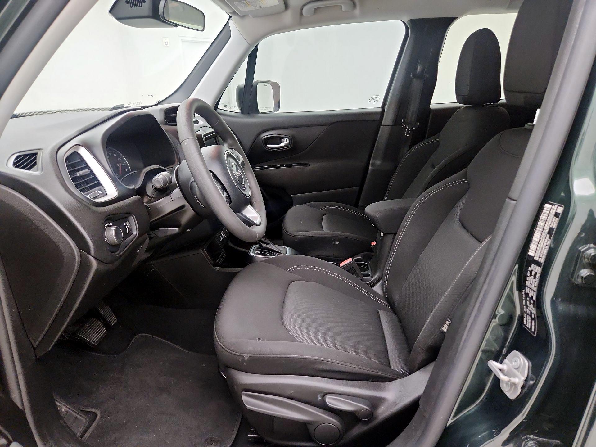 Thumbnail: 2021 Jeep Renegade - 11