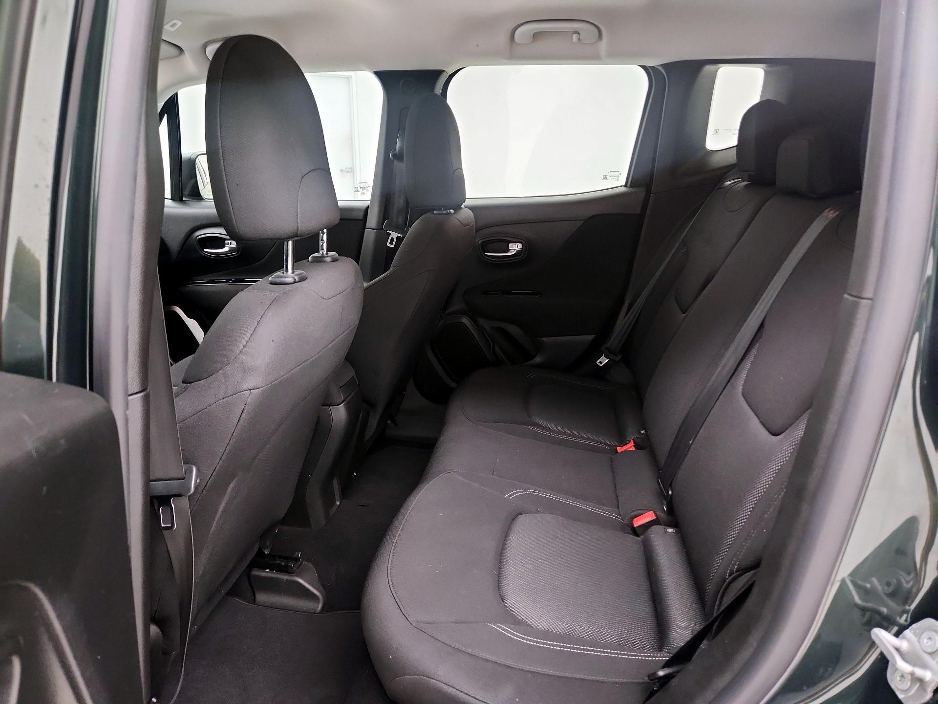 Thumbnail: 2021 Jeep Renegade - 19