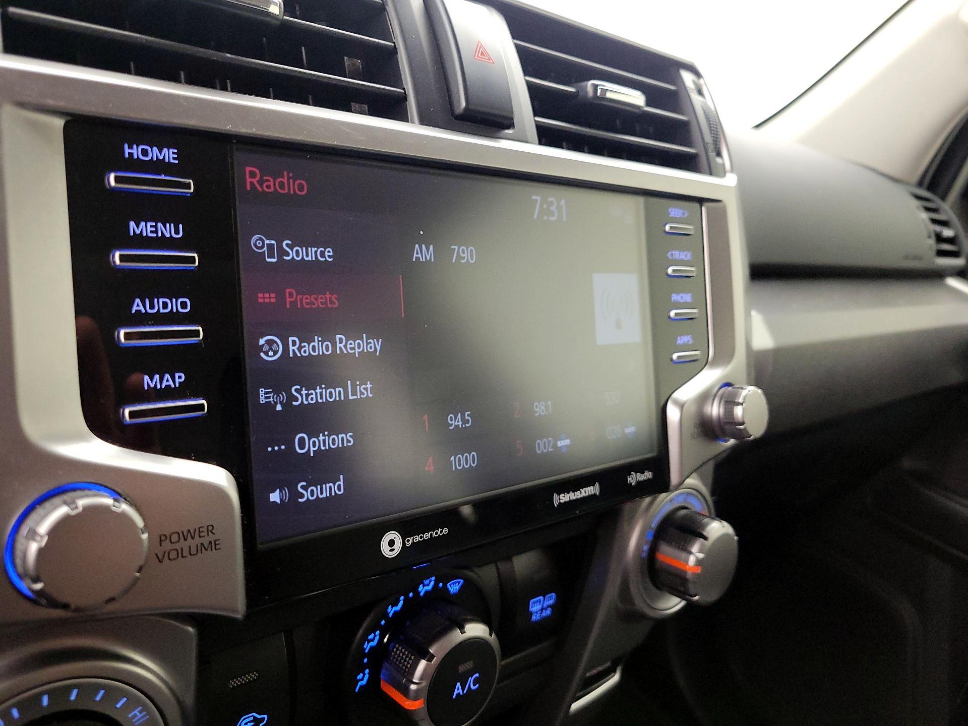 Thumbnail: 2022 Toyota 4Runner - 16