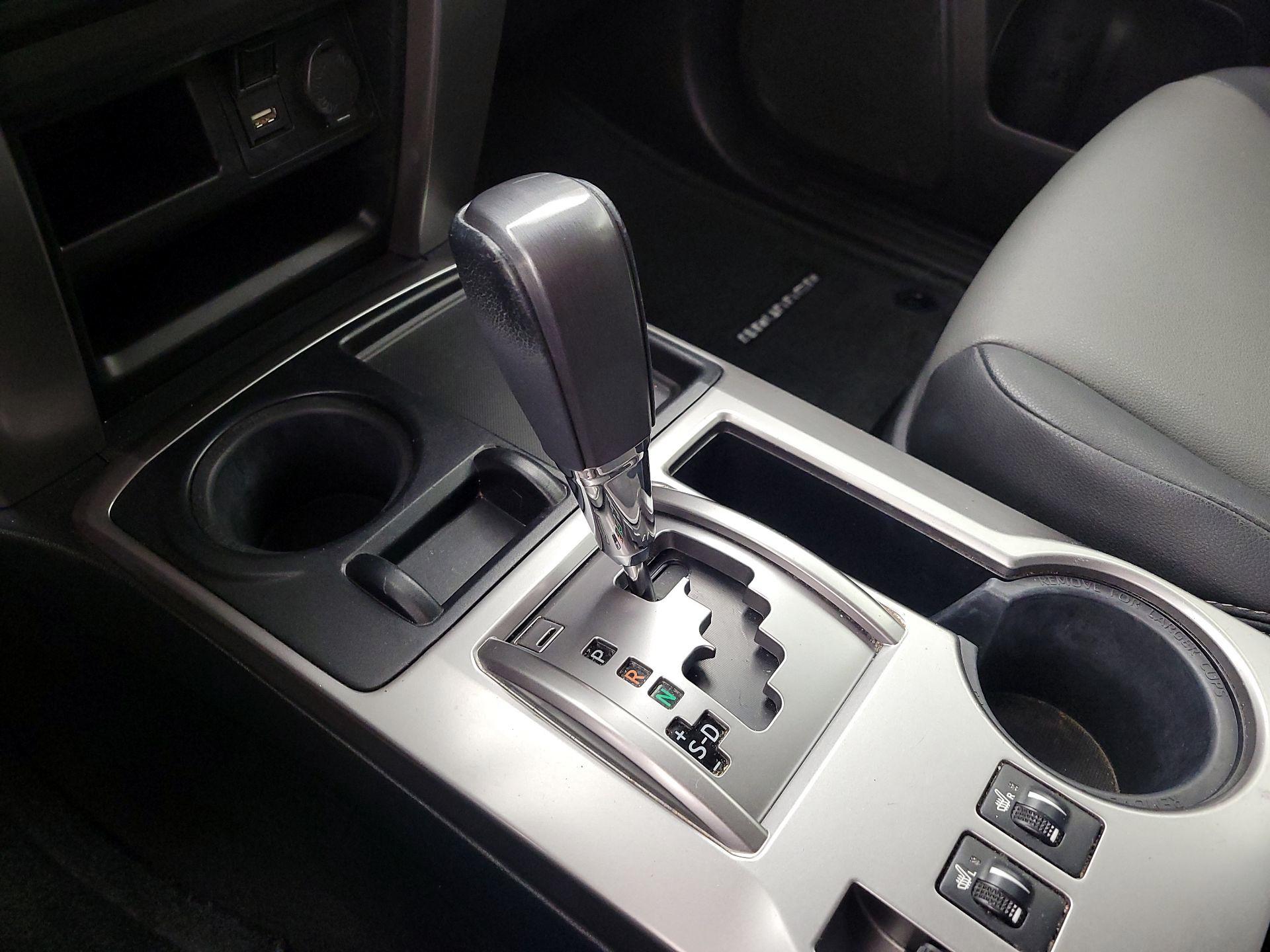 Thumbnail: 2022 Toyota 4Runner - 18