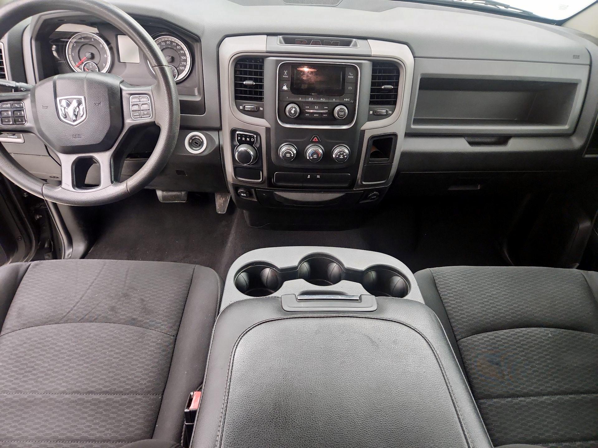Thumbnail: 2019 RAM 1500 Classic - 9