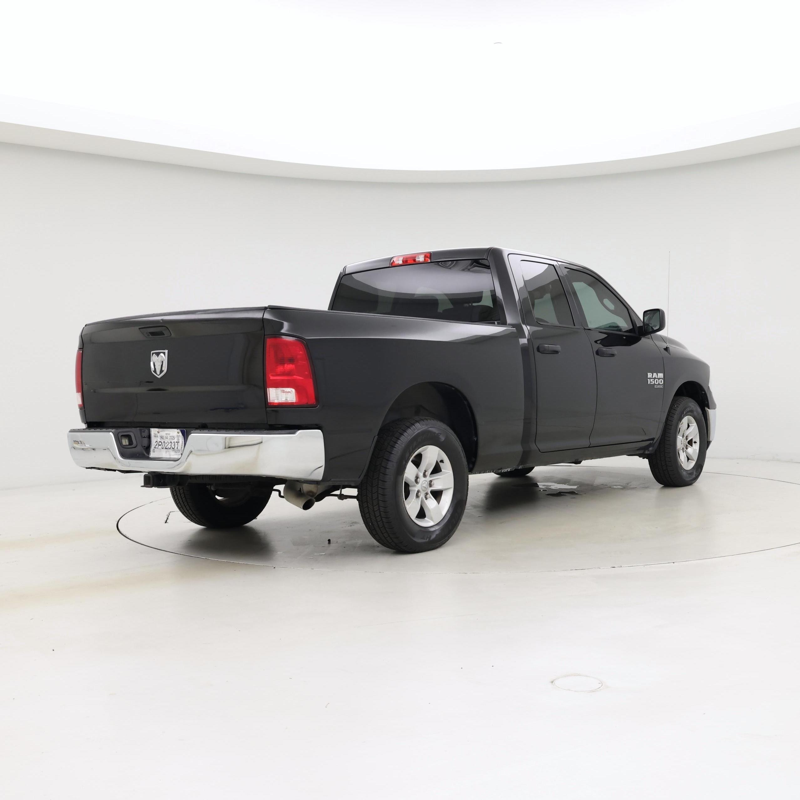 Thumbnail: 2019 RAM 1500 Classic - 8