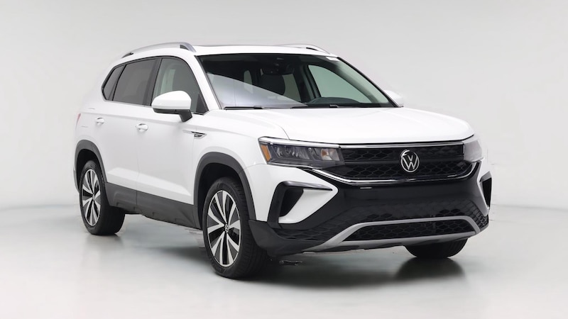2023 Volkswagen Taos SE Hero Image