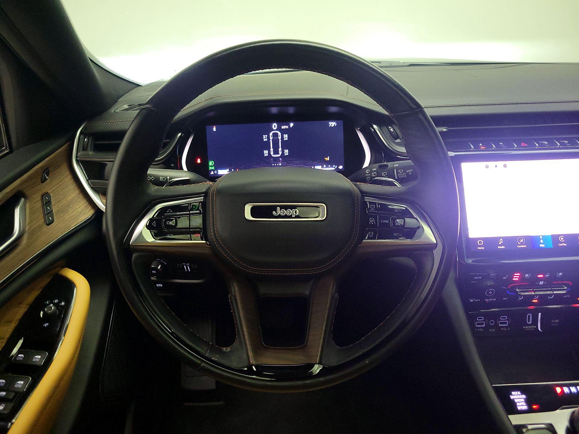 Thumbnail: 2022 Jeep Grand Cherokee - 10