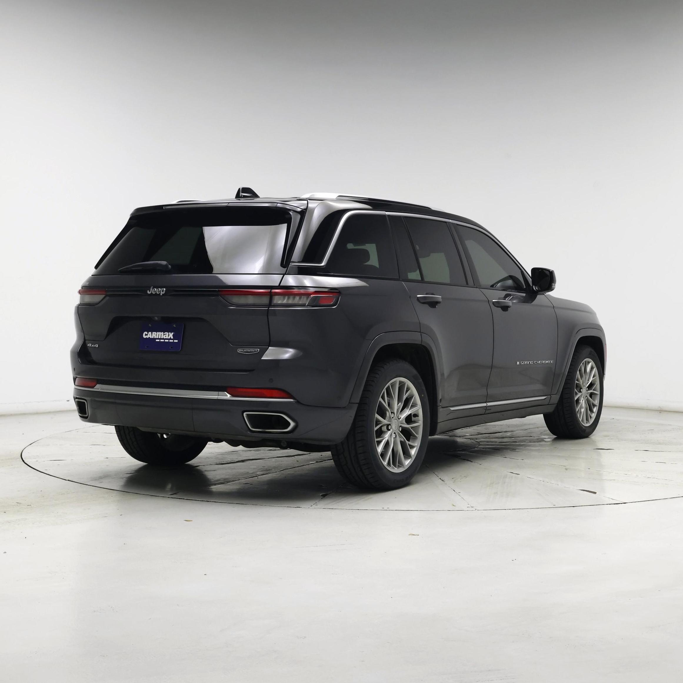 Thumbnail: 2022 Jeep Grand Cherokee - 8