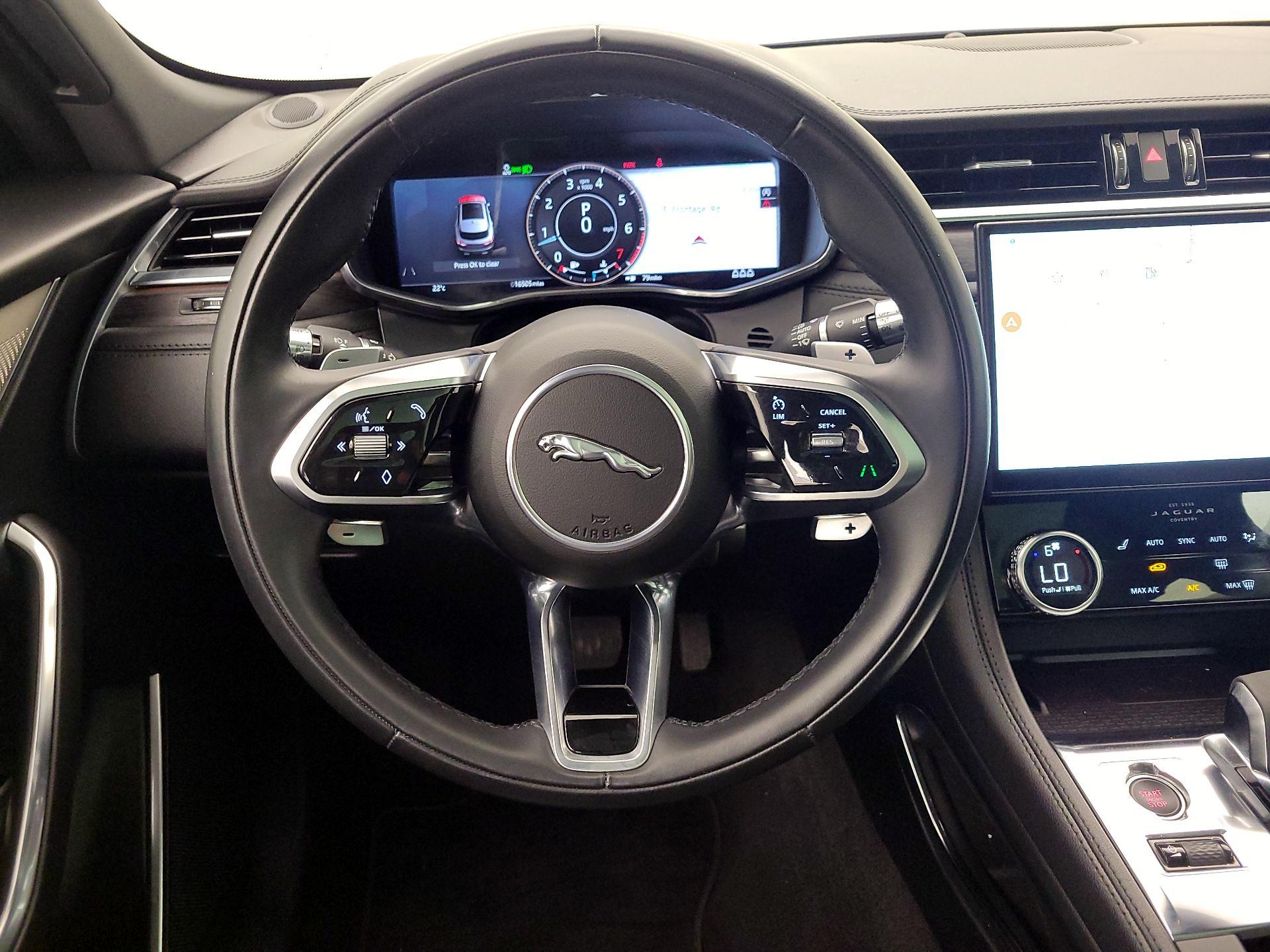 Thumbnail: 2021 Jaguar F-Pace - 10